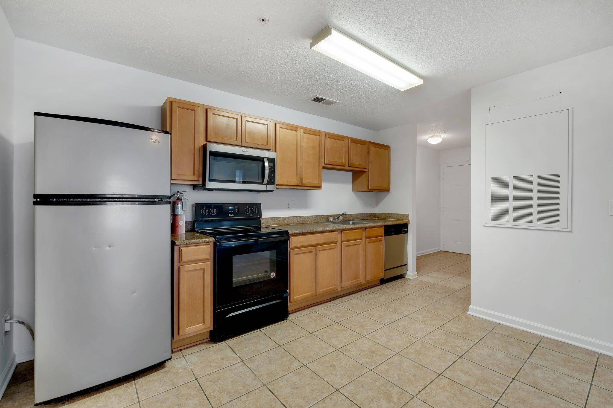 Tallahassee, FL 32301,3000 S Adams Street #111