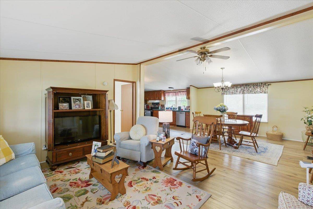 Perry, FL 32348,1372 Pine Bluff Rd