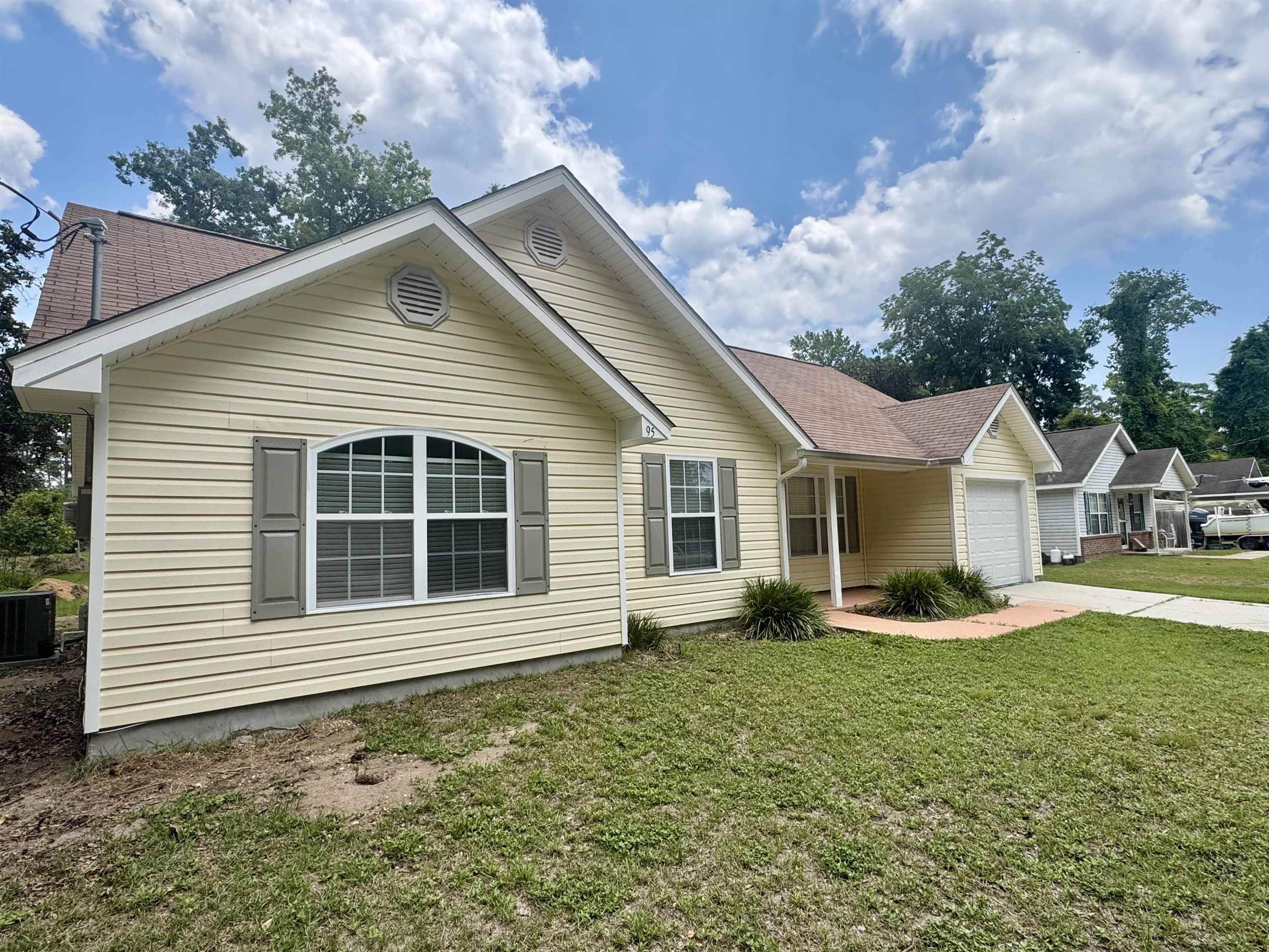Crawfordville, FL 32327,95 Haida Trail
