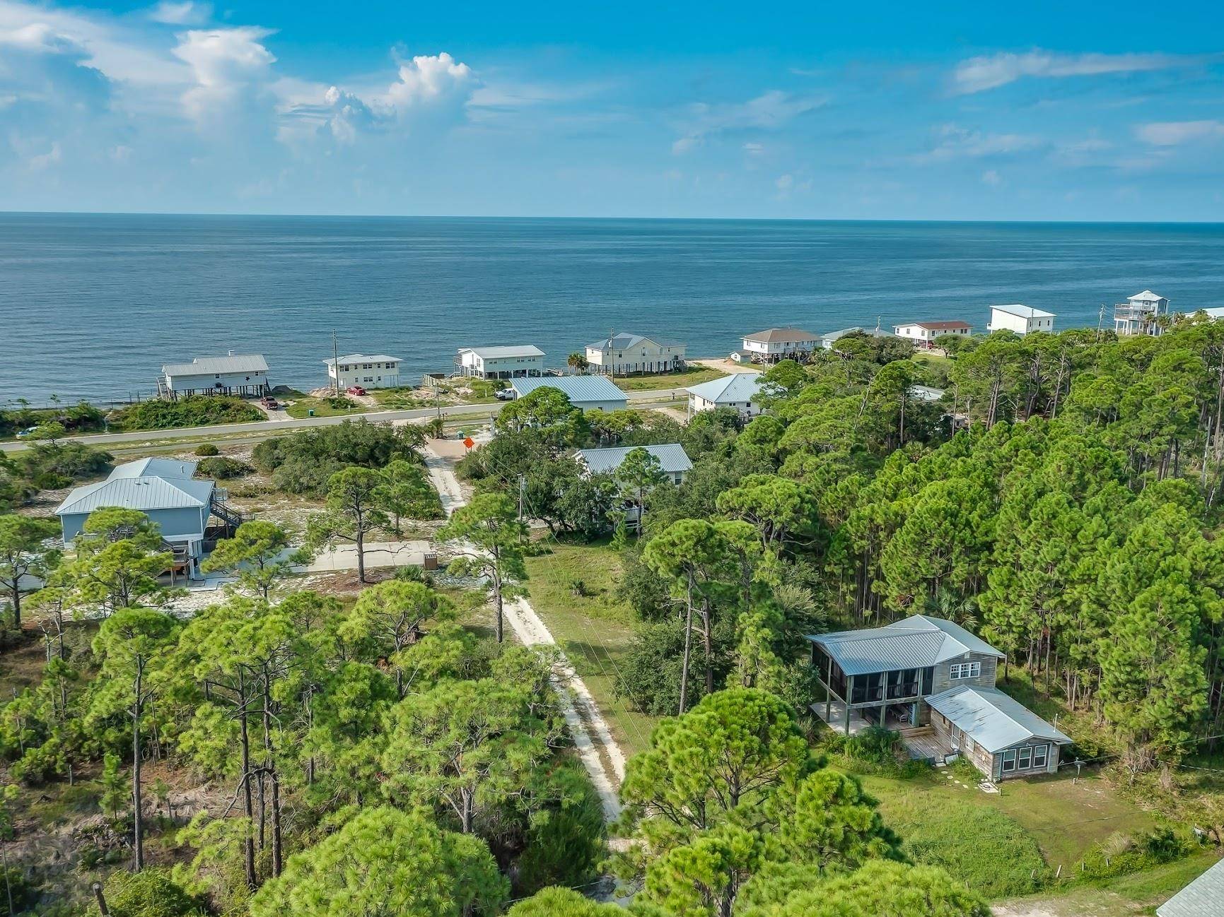 Alligator Point, FL 32346,16 Pelican Street