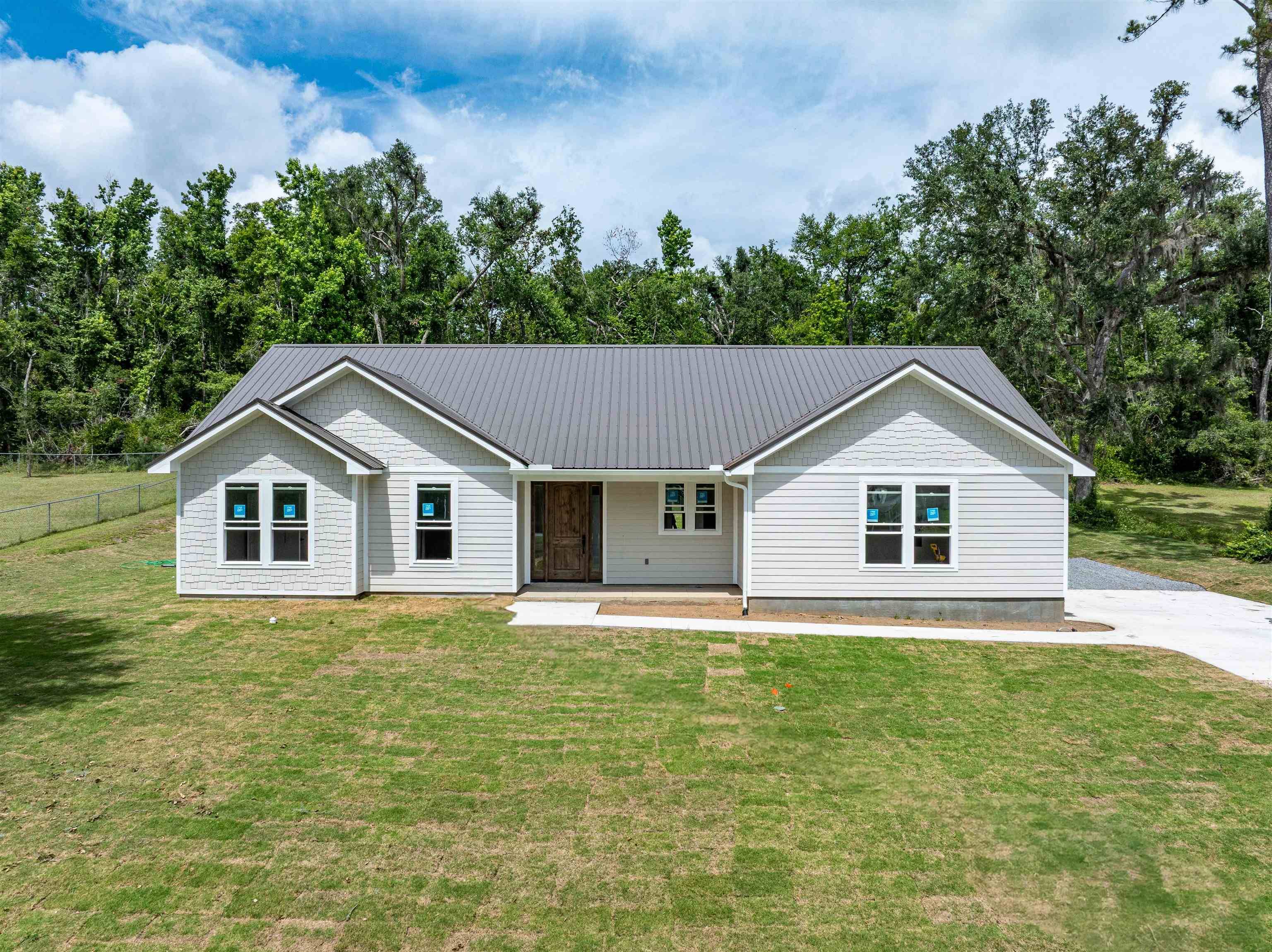 Madison, FL 32340,236 Country Club Estates Road