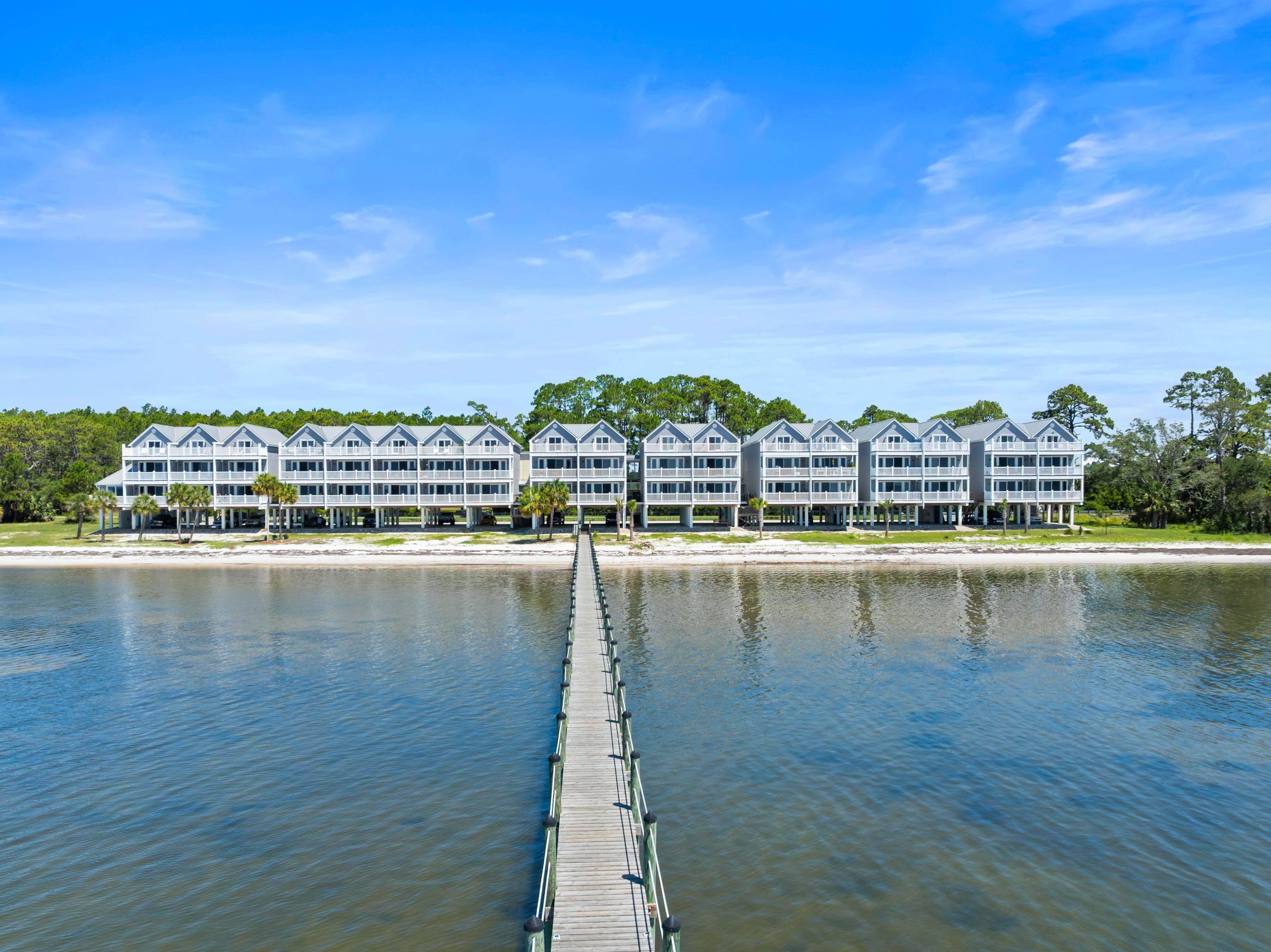 St James, FL 32323,3186 Highway 98 #G-3