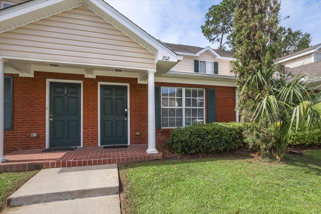 Tallahassee, FL 32303,4434 Gearhart Road #202