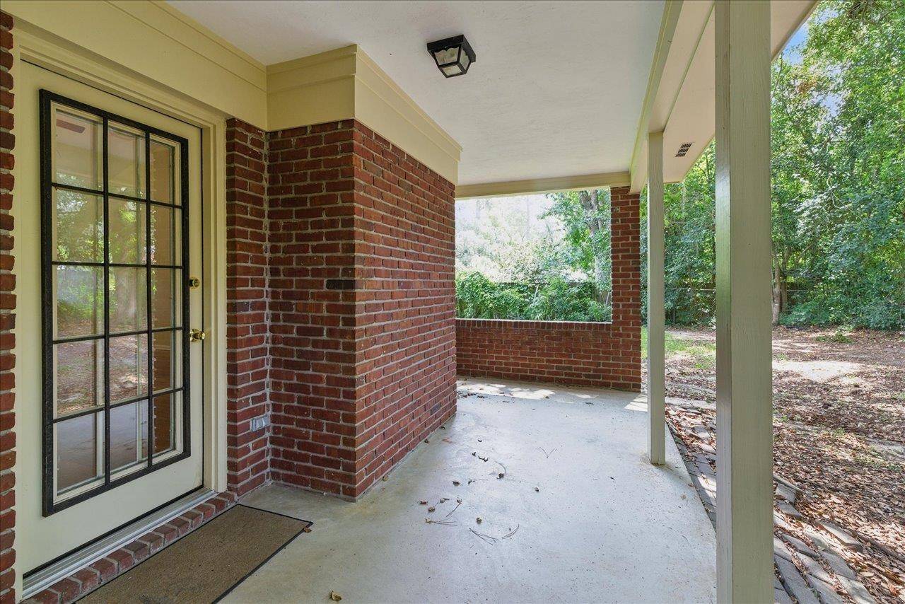Tallahassee, FL 32308,817 Jamestown Court