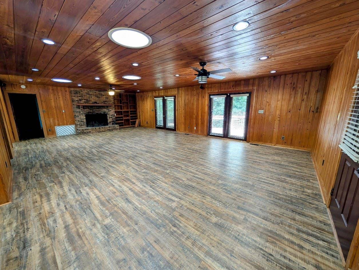 Tallahassee, FL 32301,115 Ferndale Dr