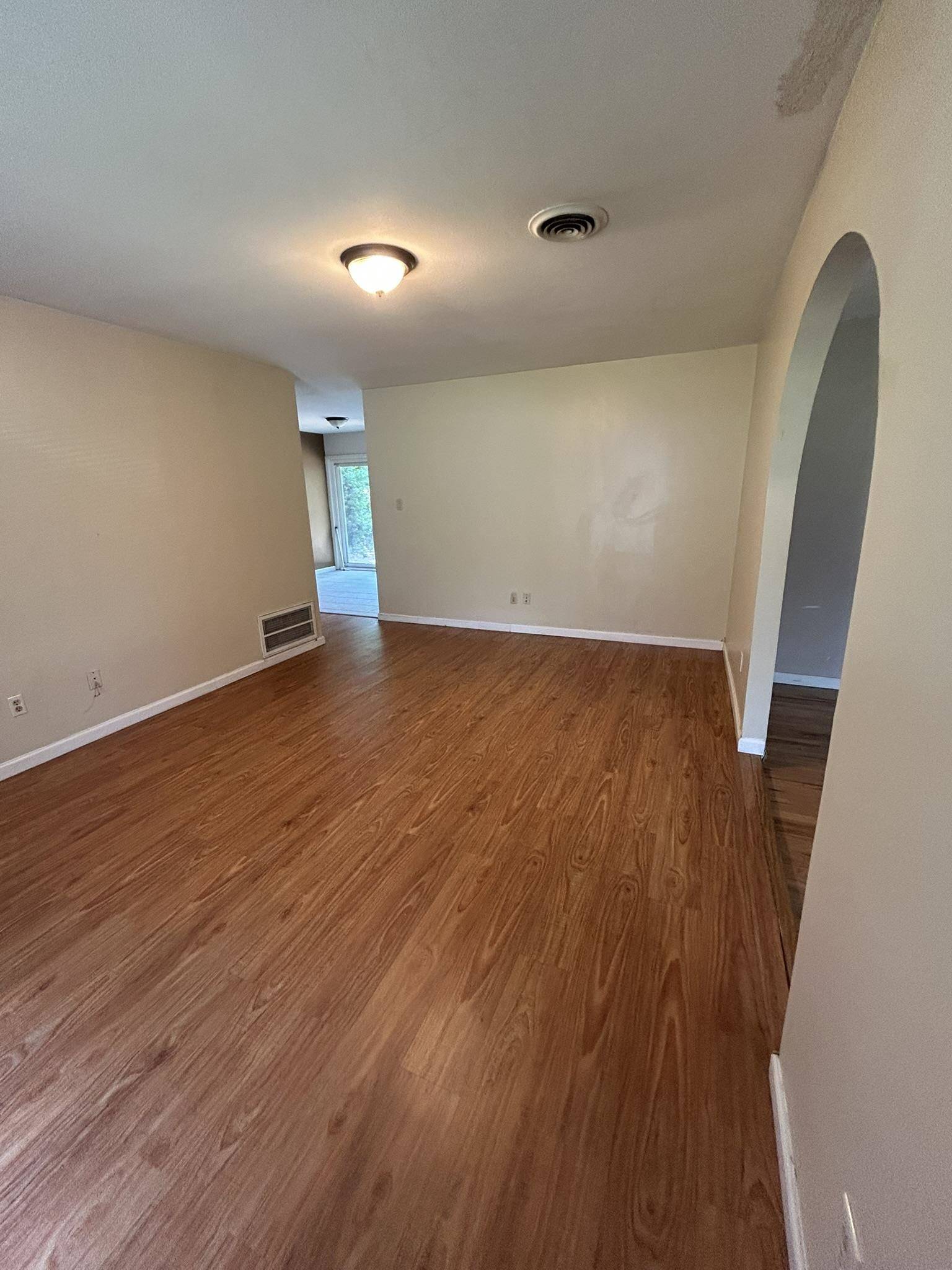 Tallahassee, FL 32305,811 Bahama Drive