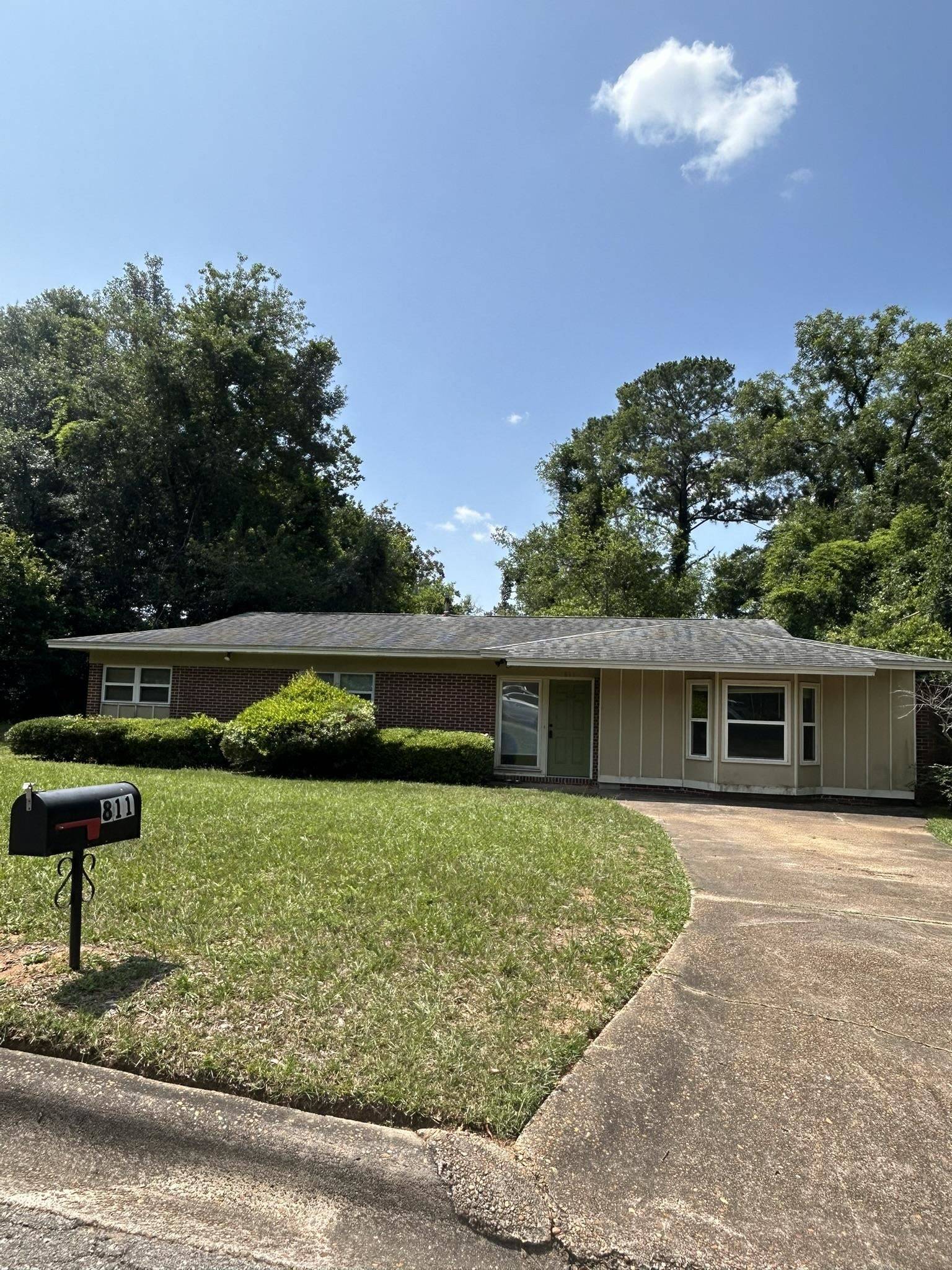 Tallahassee, FL 32305,811 Bahama Drive