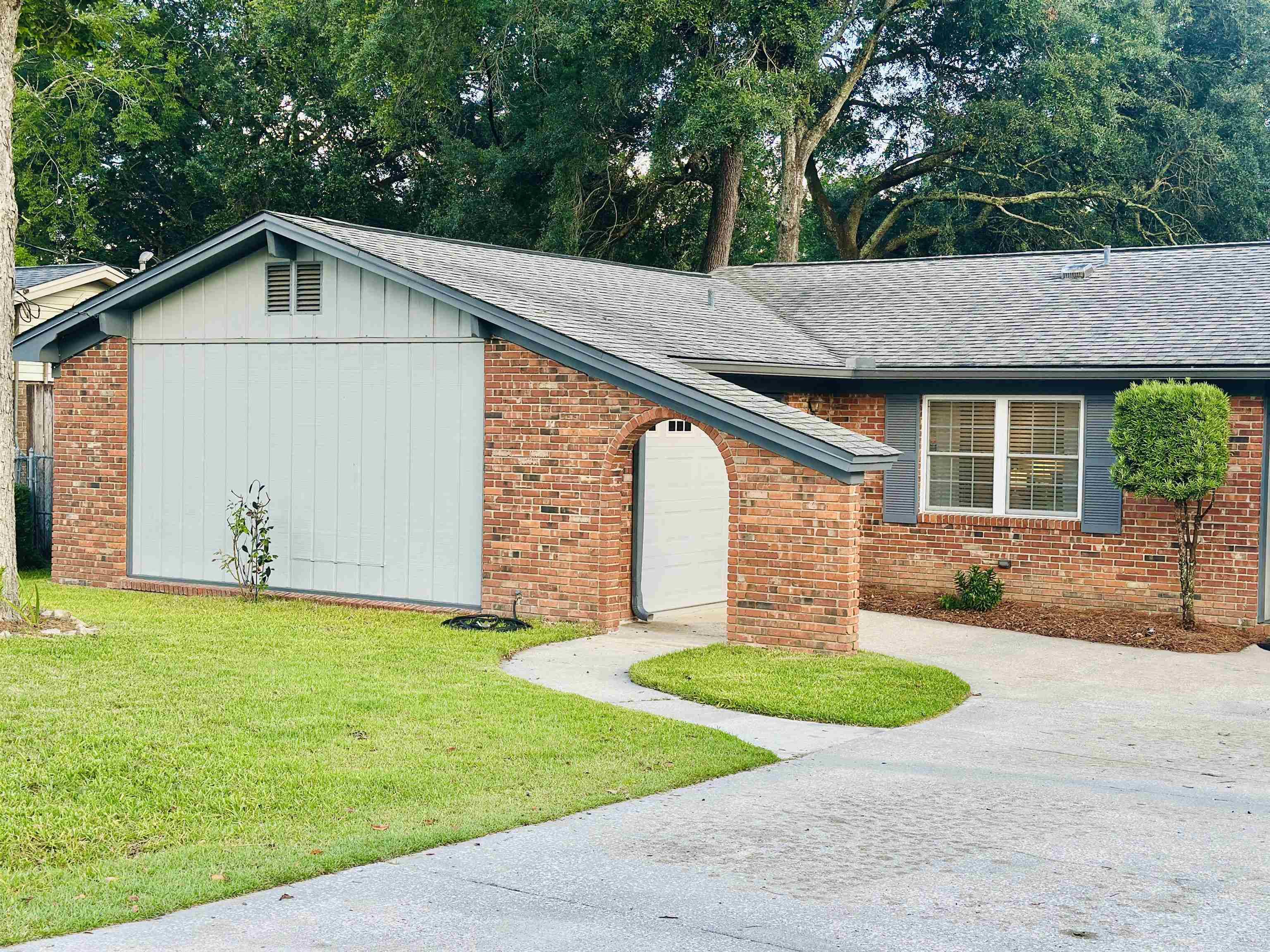 Tallahassee, FL 32308,2113 Danshire Drive