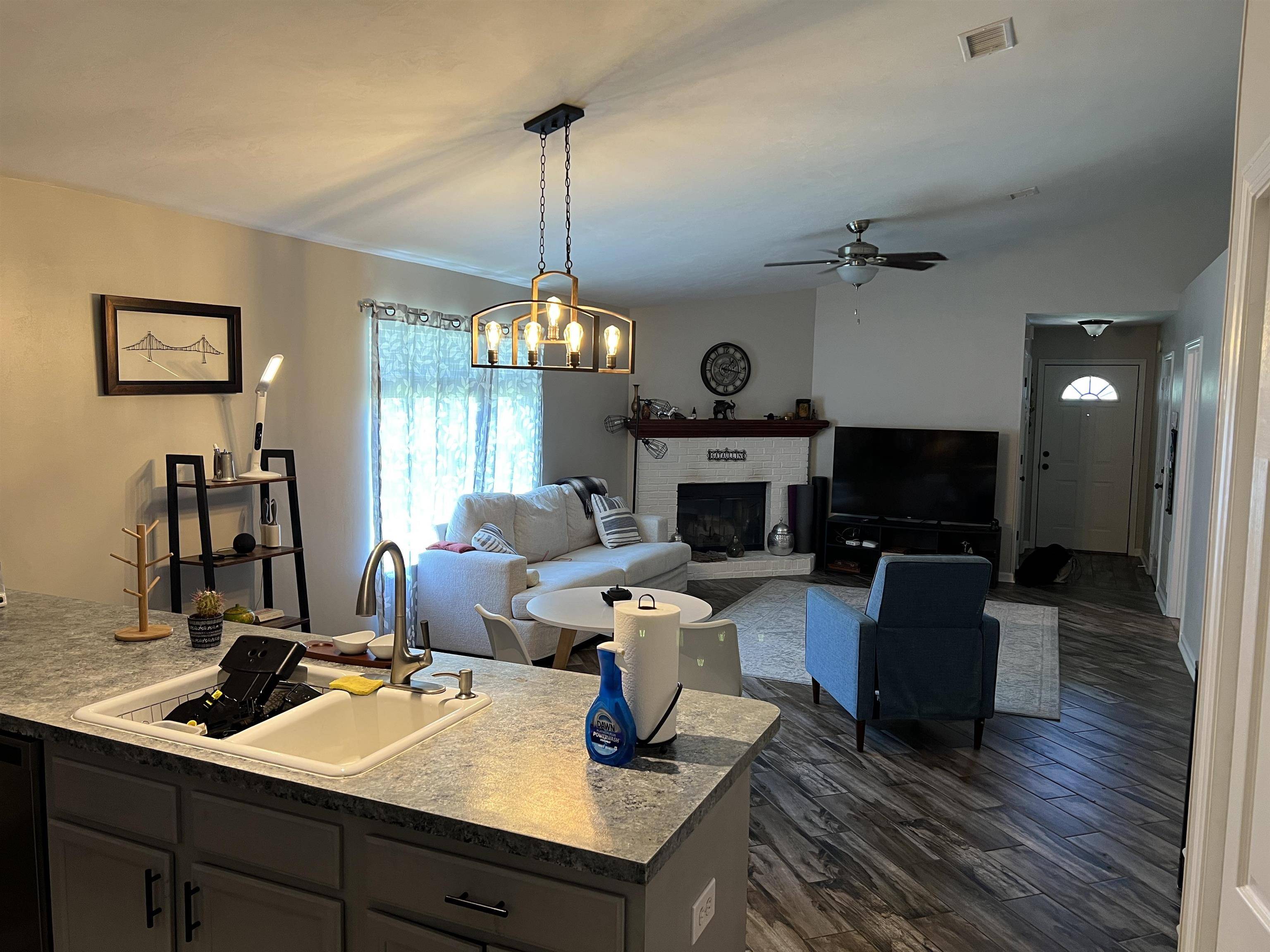 Tallahassee, FL 32312,8467 Hannary Drive