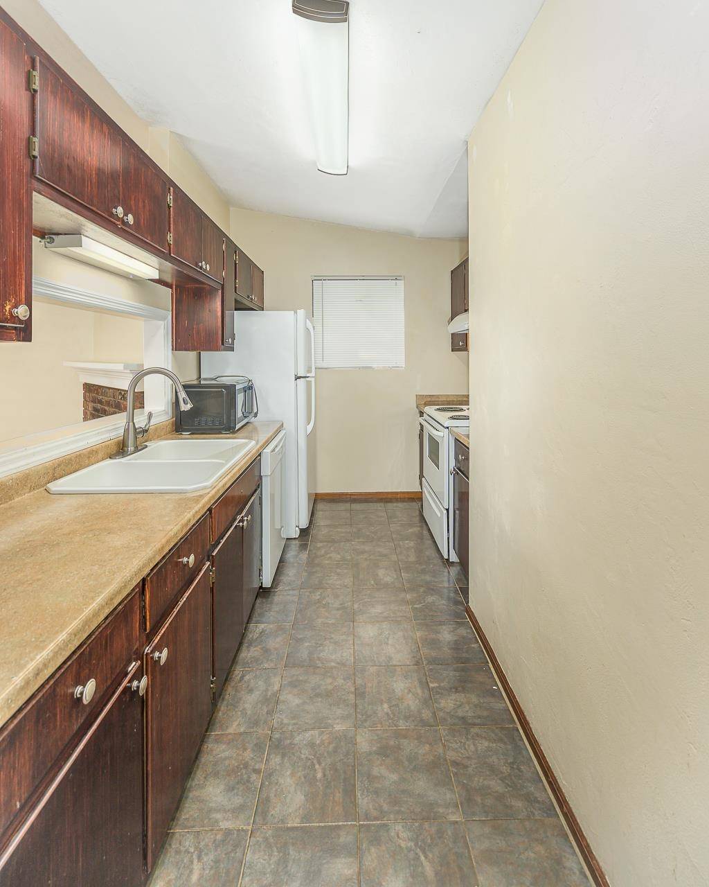 Tallahassee, FL 32301,249 Whetherbine Way
