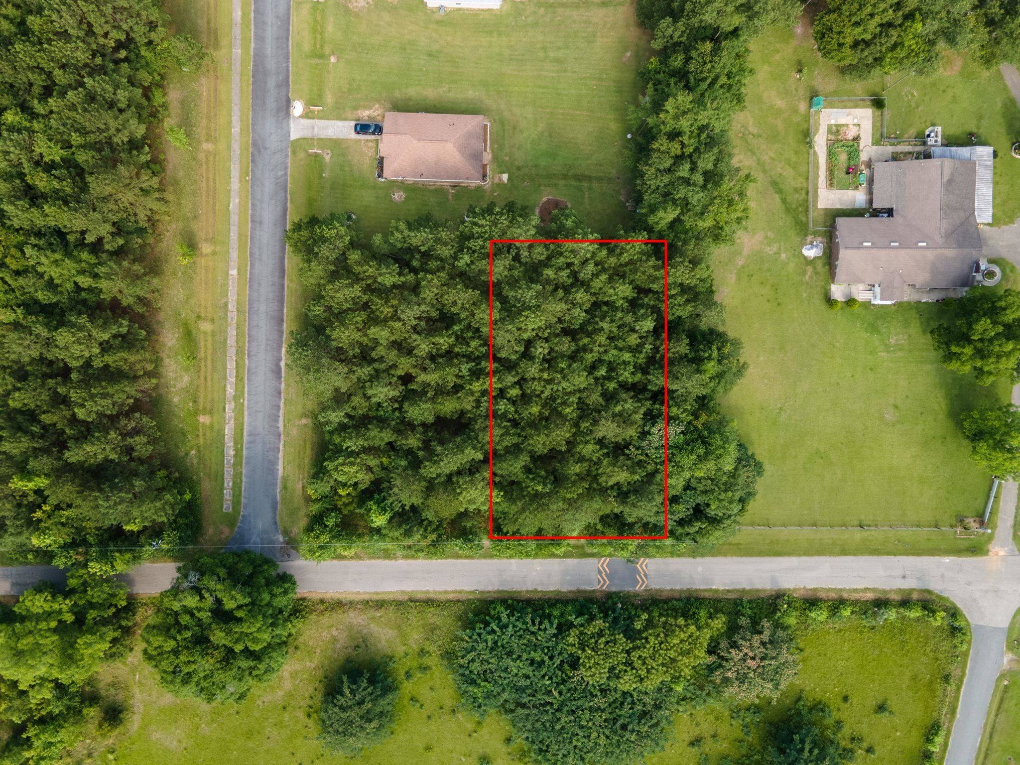 Quincy, FL 32351,14 Chesterfield Road