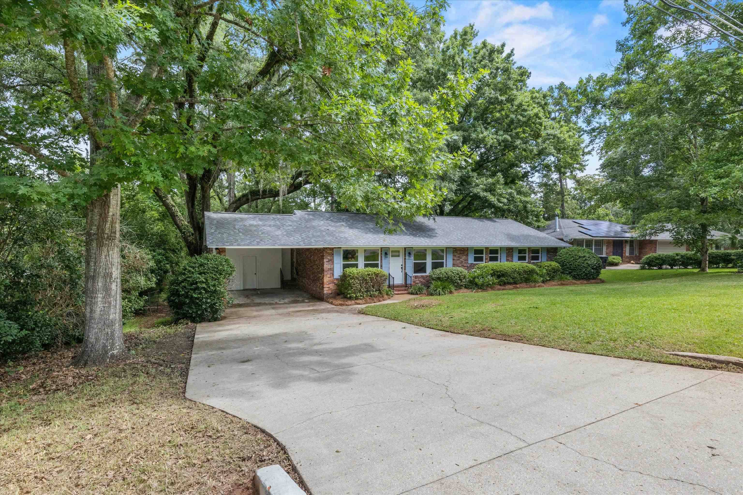 Tallahassee, FL 32308,2114 Deerfield Drive