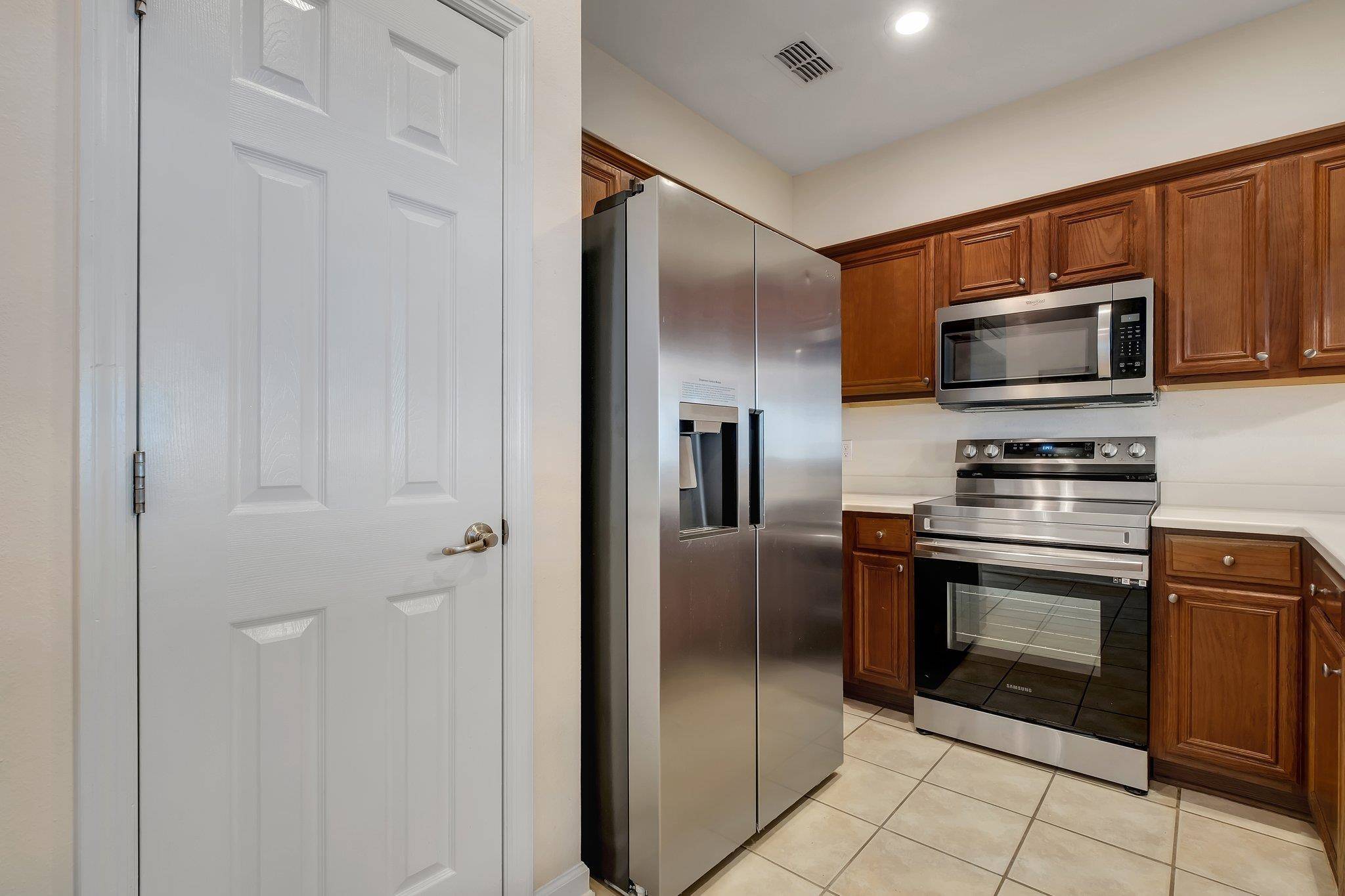 Tallahassee, FL 32301,1320 Hendrix Road #403