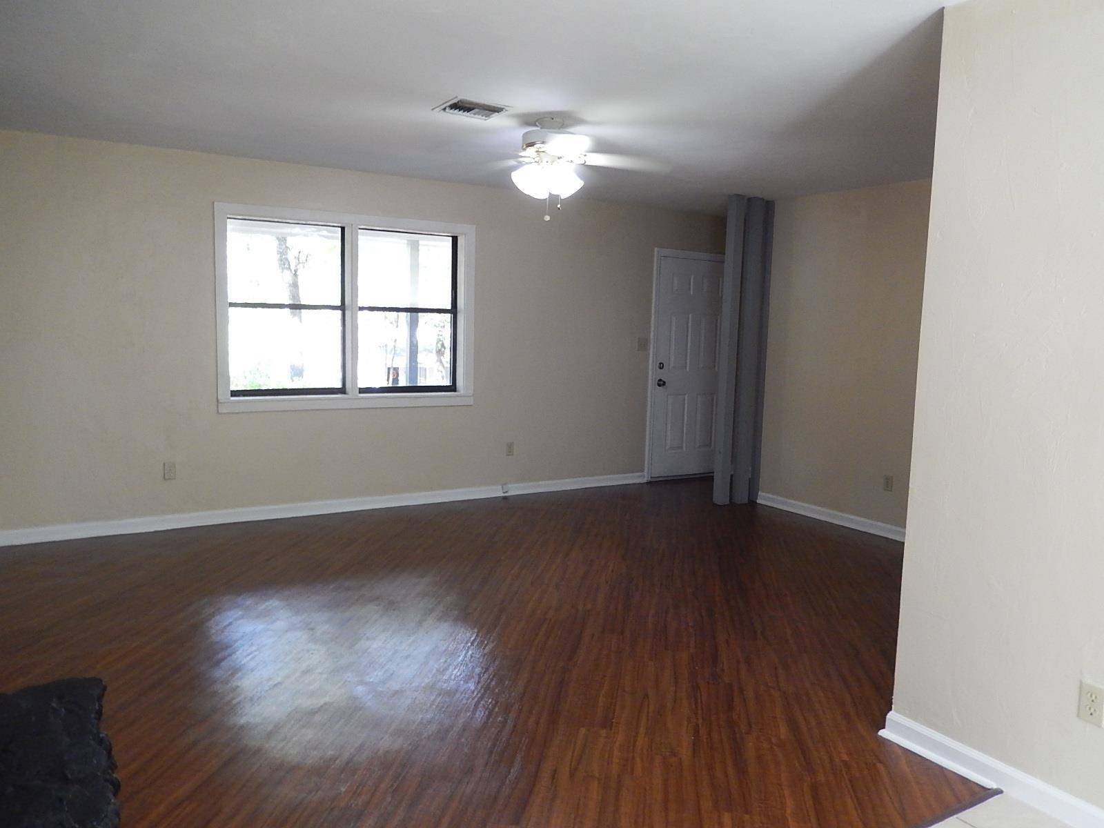 Tallahassee, FL 32303,913 Tamarack Avenue