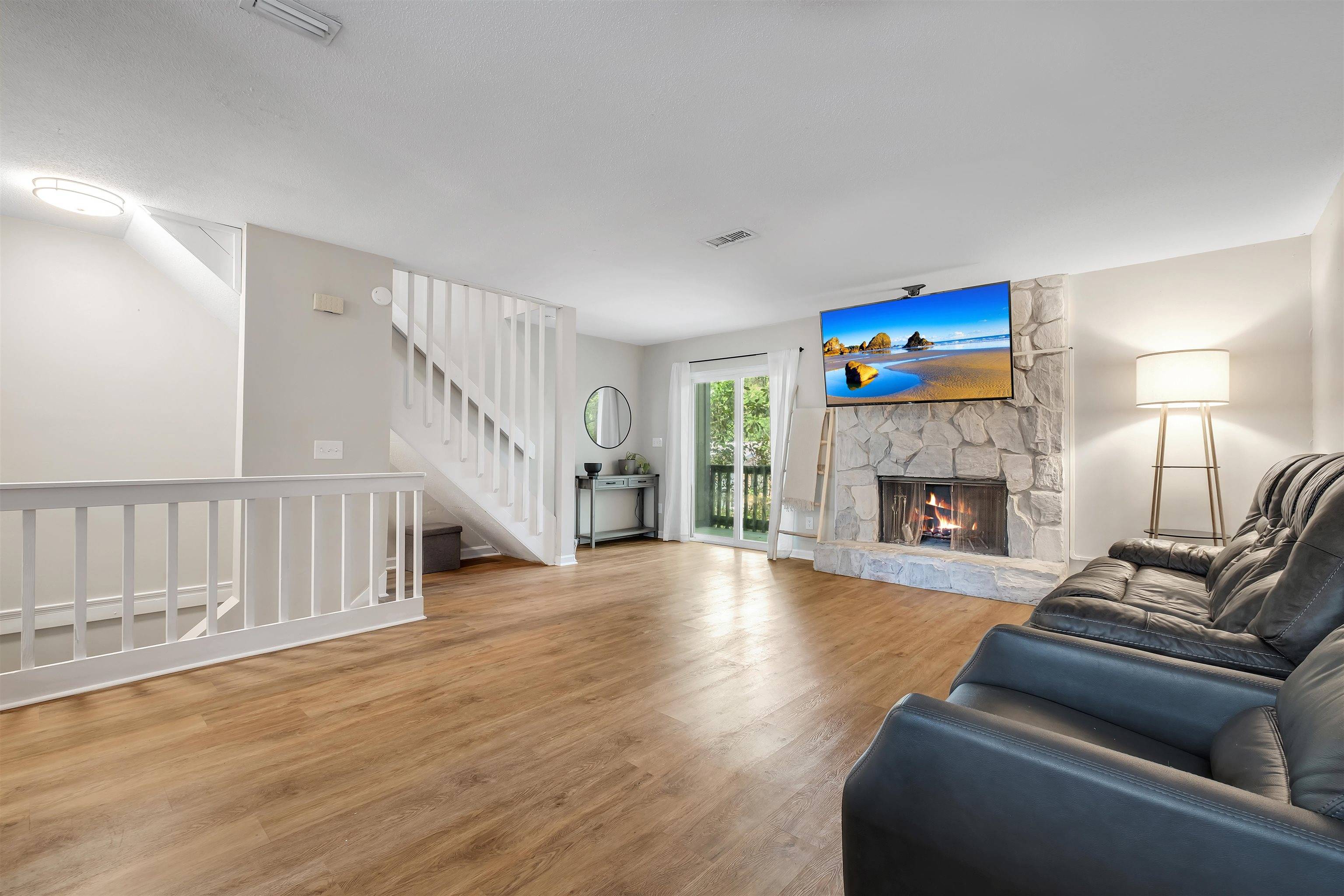 Tallahassee, FL 32301,1200 Cross Creek Way #4