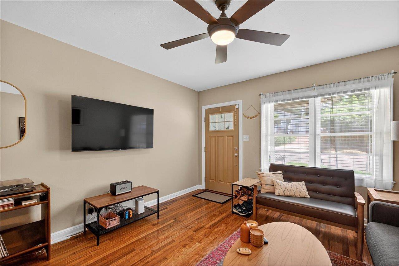 Tallahassee, FL 32301,1454 S Gadsden Street #-
