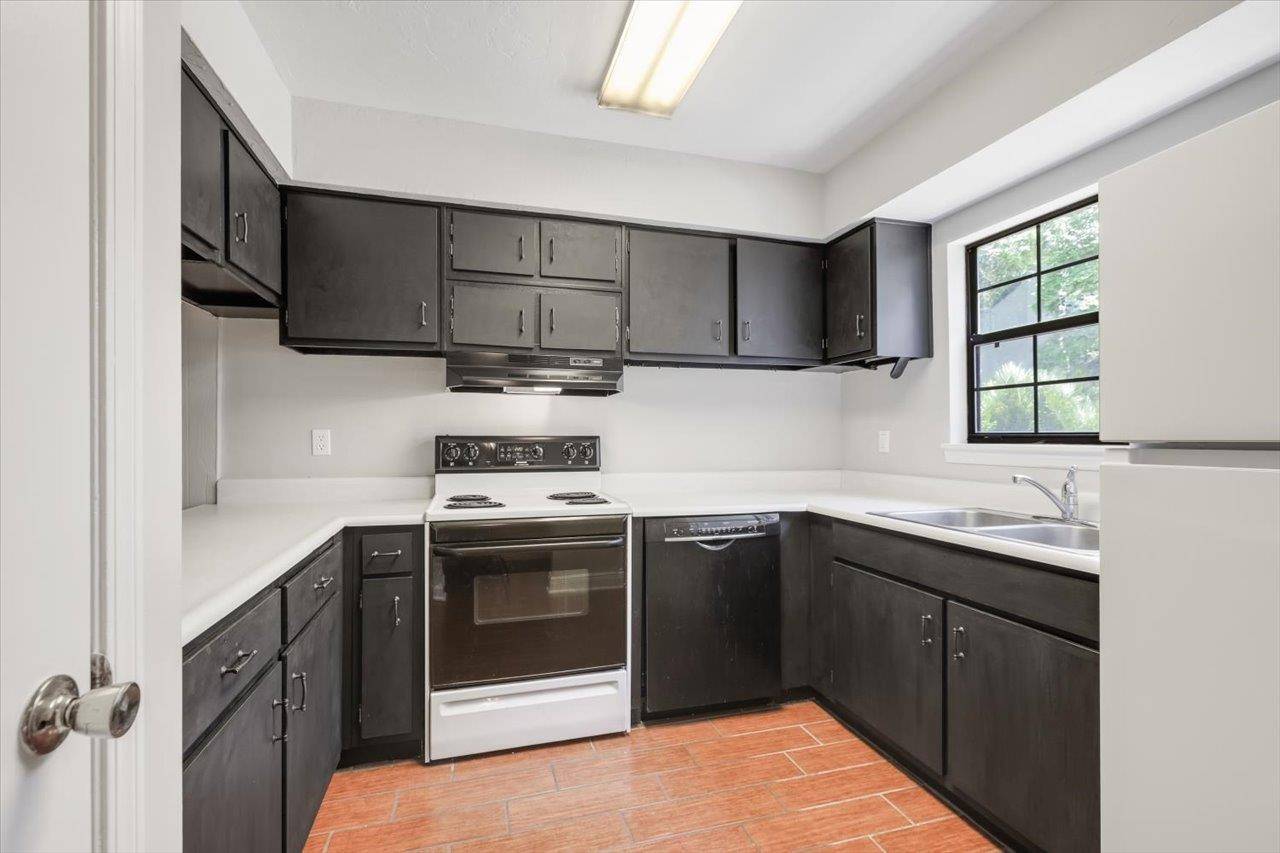 Tallahassee, FL 32309,2949 Shamrock #37