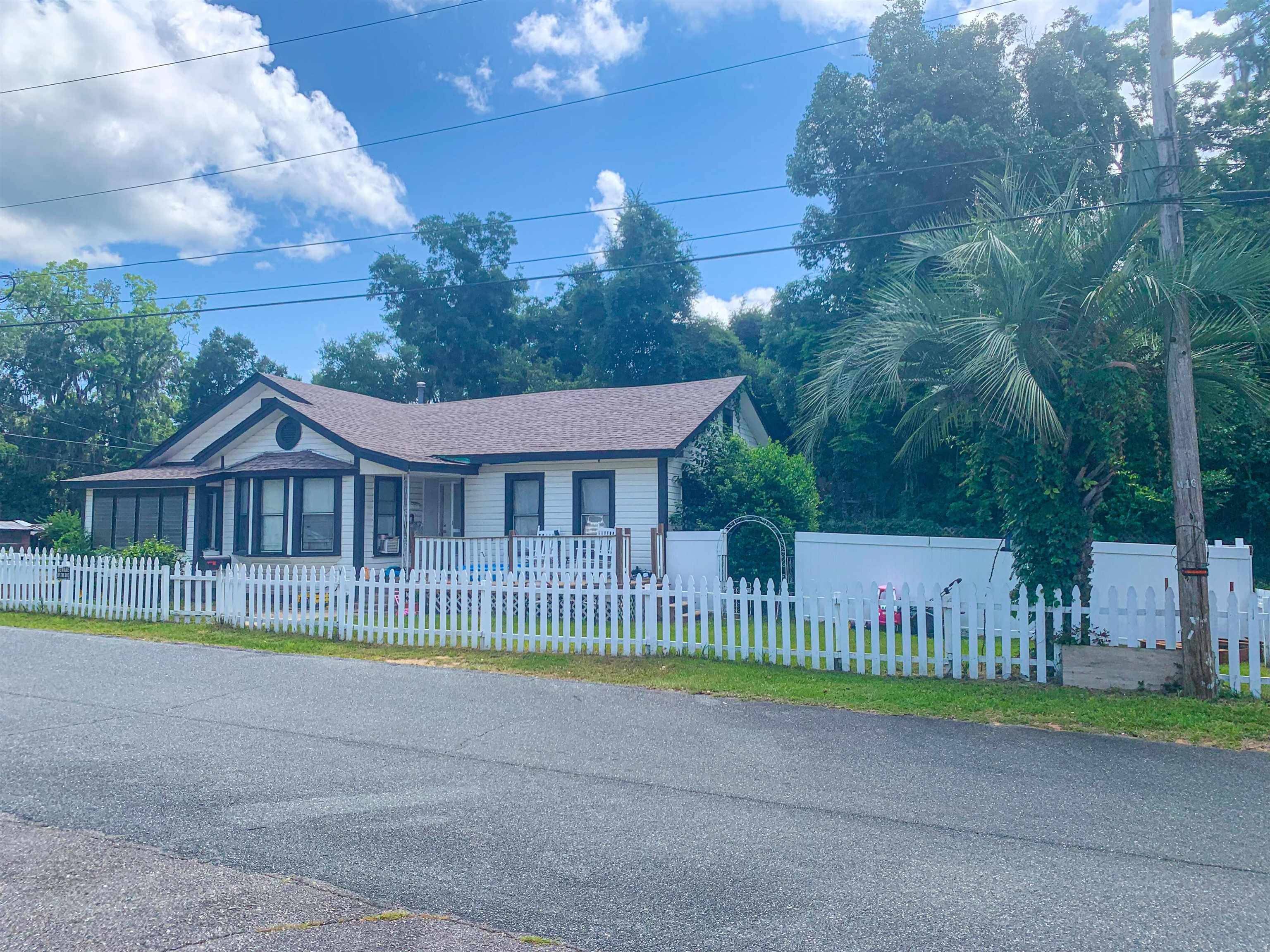 Quincy, FL 32351,303 S 10Th Street