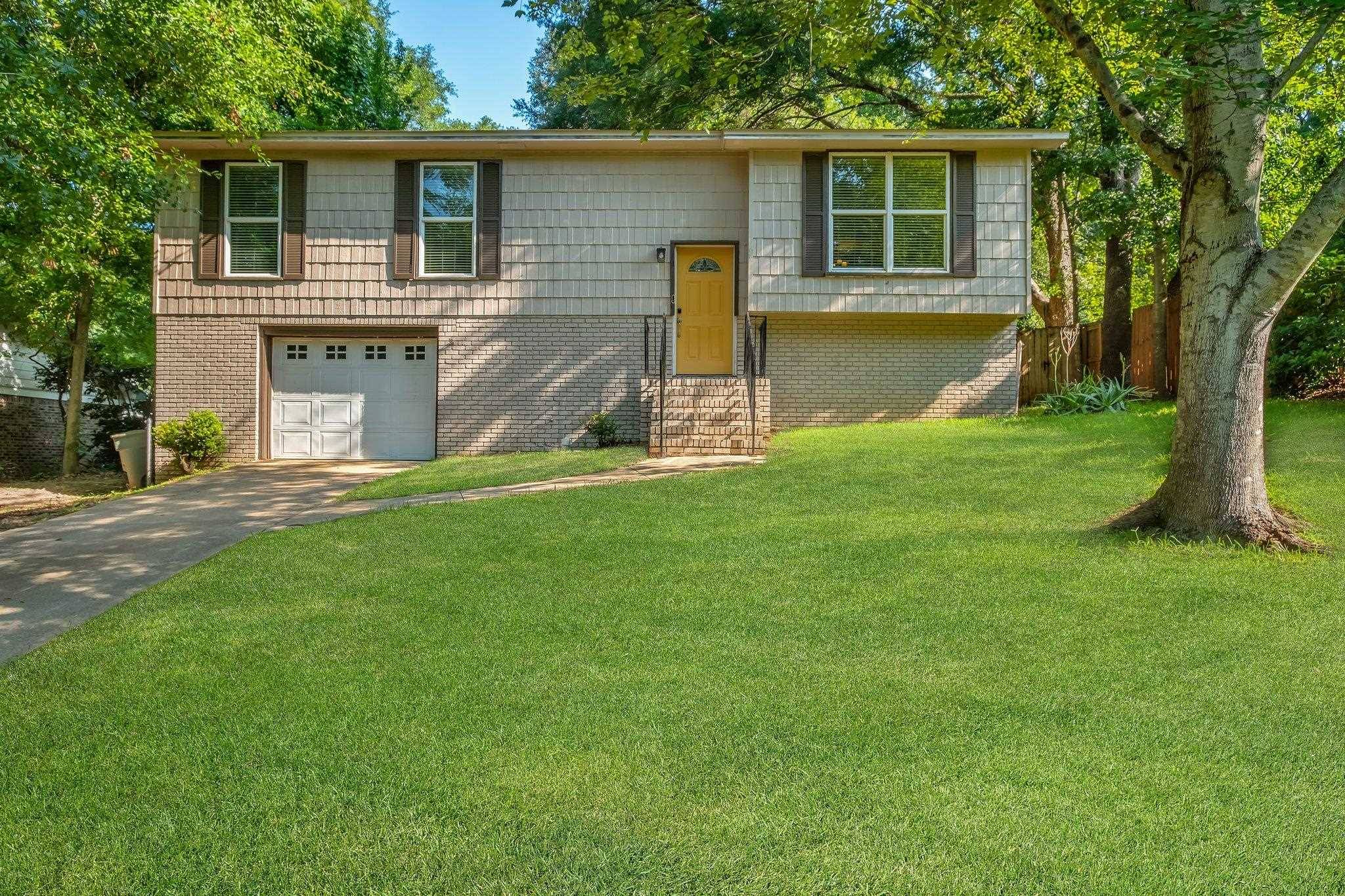 Tallahassee, FL 32308,2760 Raintree Circle
