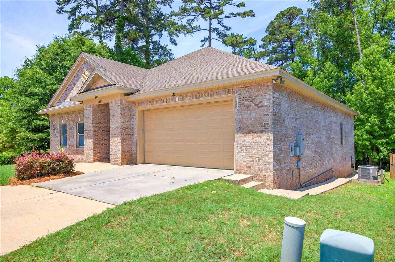 Tallahassee, FL 32308,3300 HARBOR CLUB Drive
