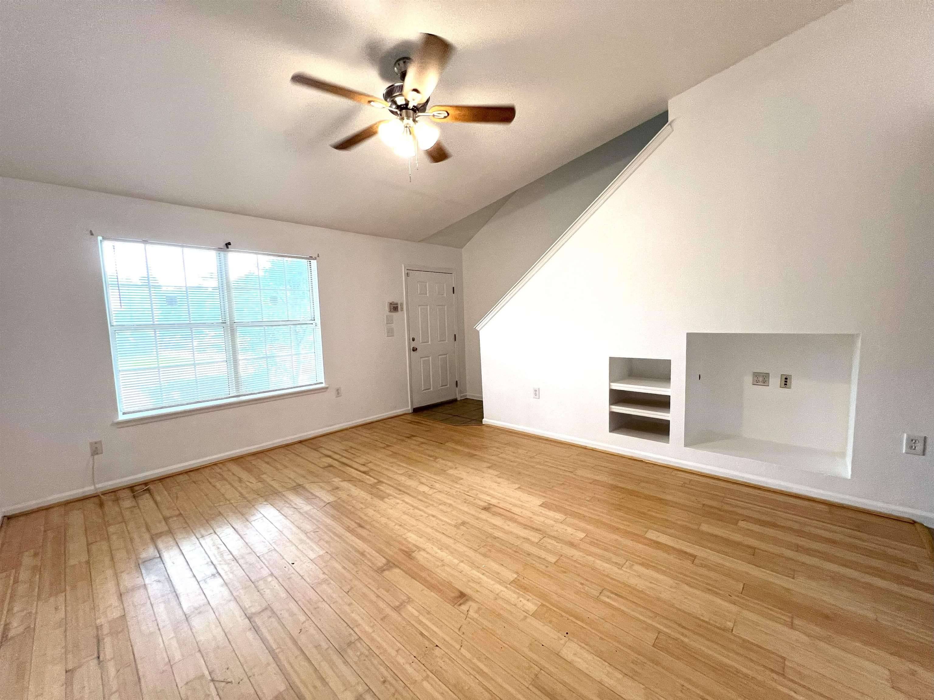 Tallahassee, FL 32303,2738 W Tharpe Street #902