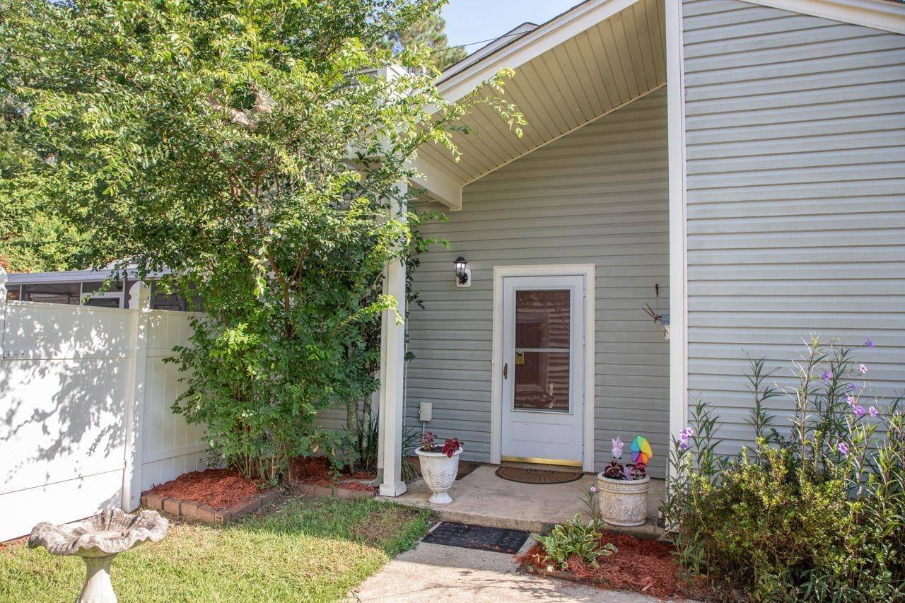 Tallahassee, FL 32303,3092 Huntington Woods Boulevard