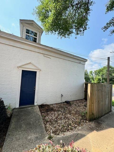 Tallahassee, FL 32308,1909 NE Capital Circle #100 & 200