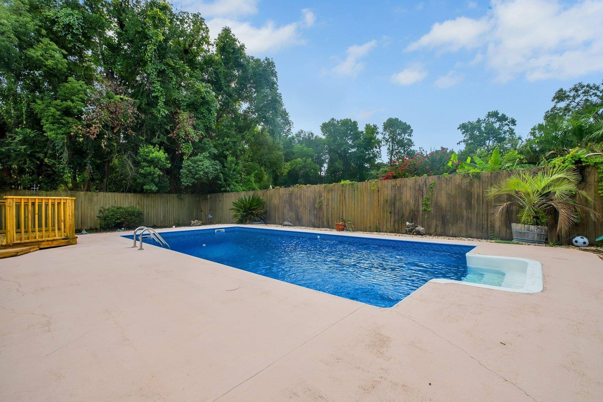 Tallahassee, FL 32308,1561 Goodwood Drive