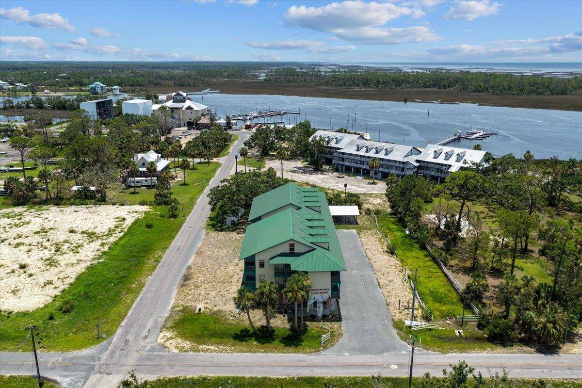 Steinhatchee, FL 32359,15 NW First Street #207