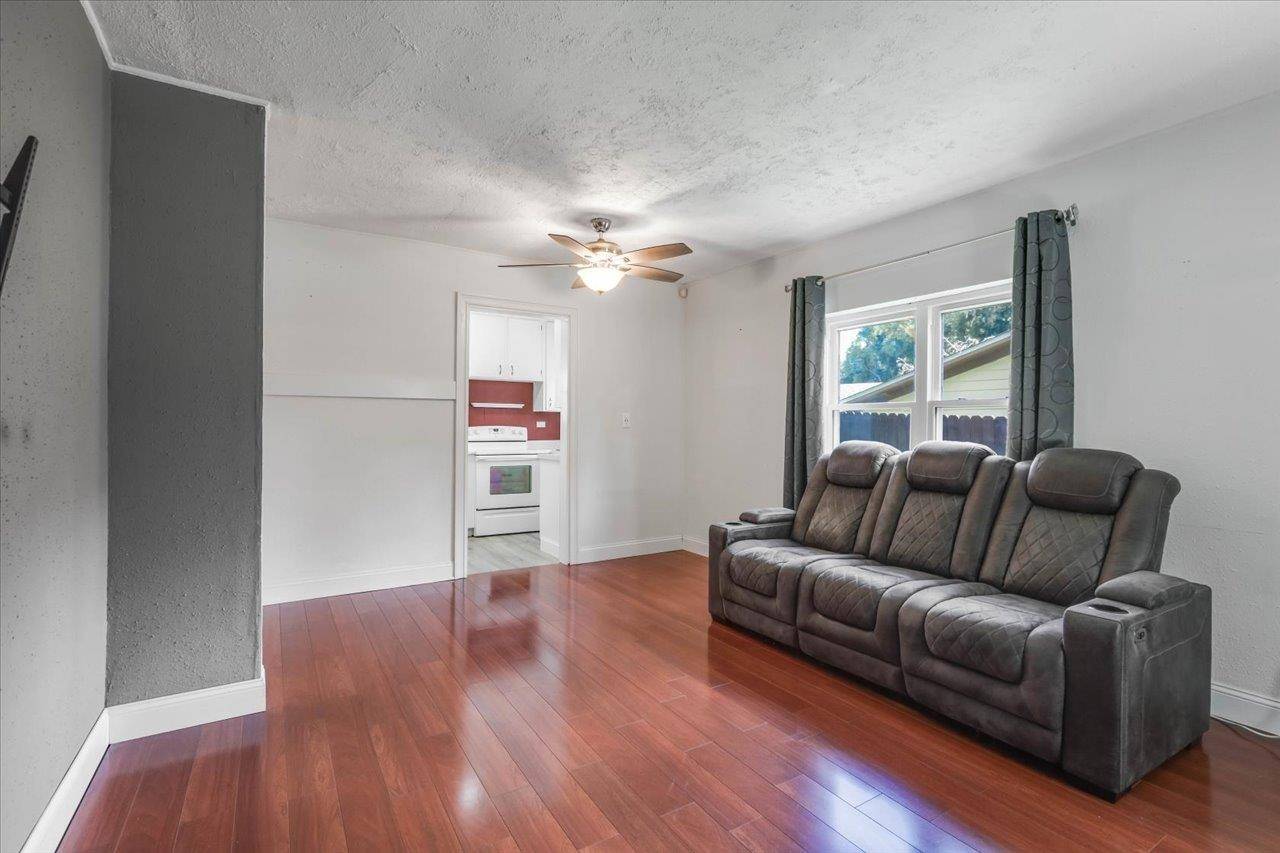 Tallahassee, FL 32301,1529 Live Oak Drive #A