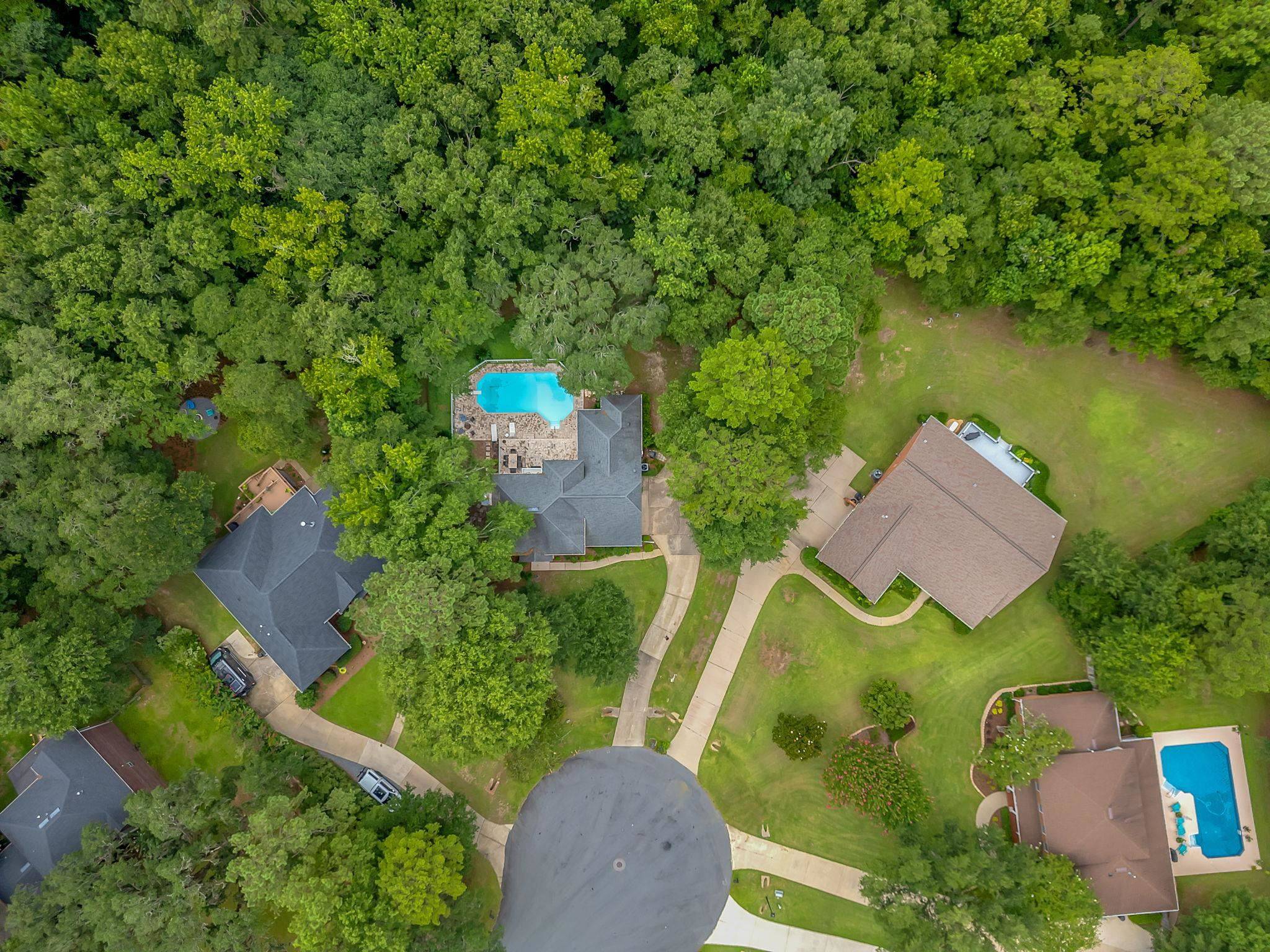 Tallahassee, FL 32312,405 Holly Hill Court