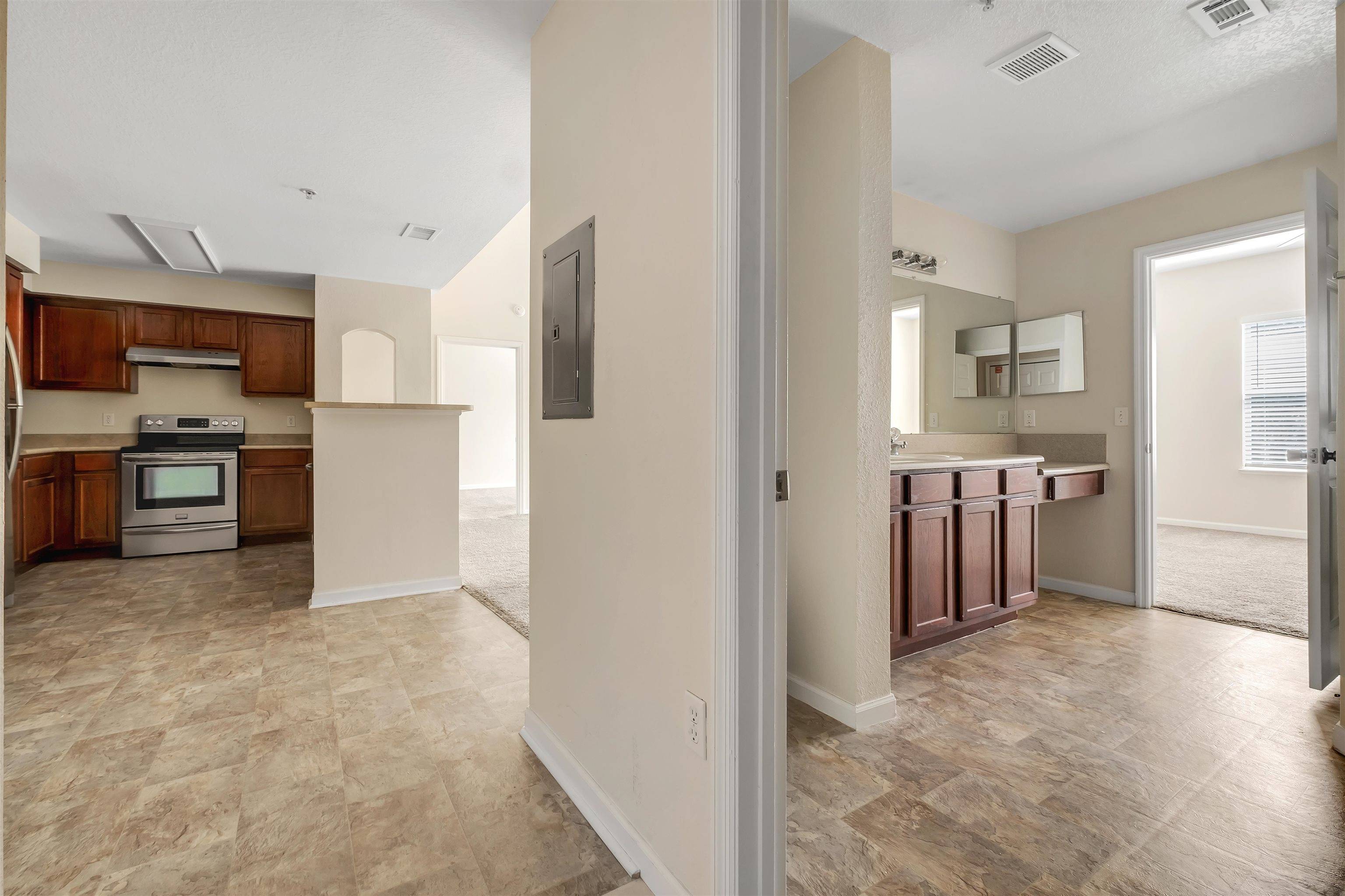 Tallahassee, FL 32312,2801 Chancellorsville Drive #536