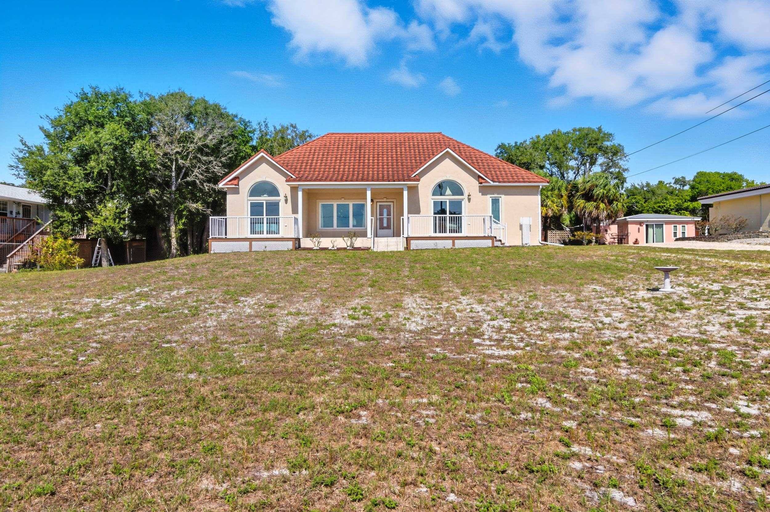 Carrabelle, FL 32322,1885 Highway 98 W.