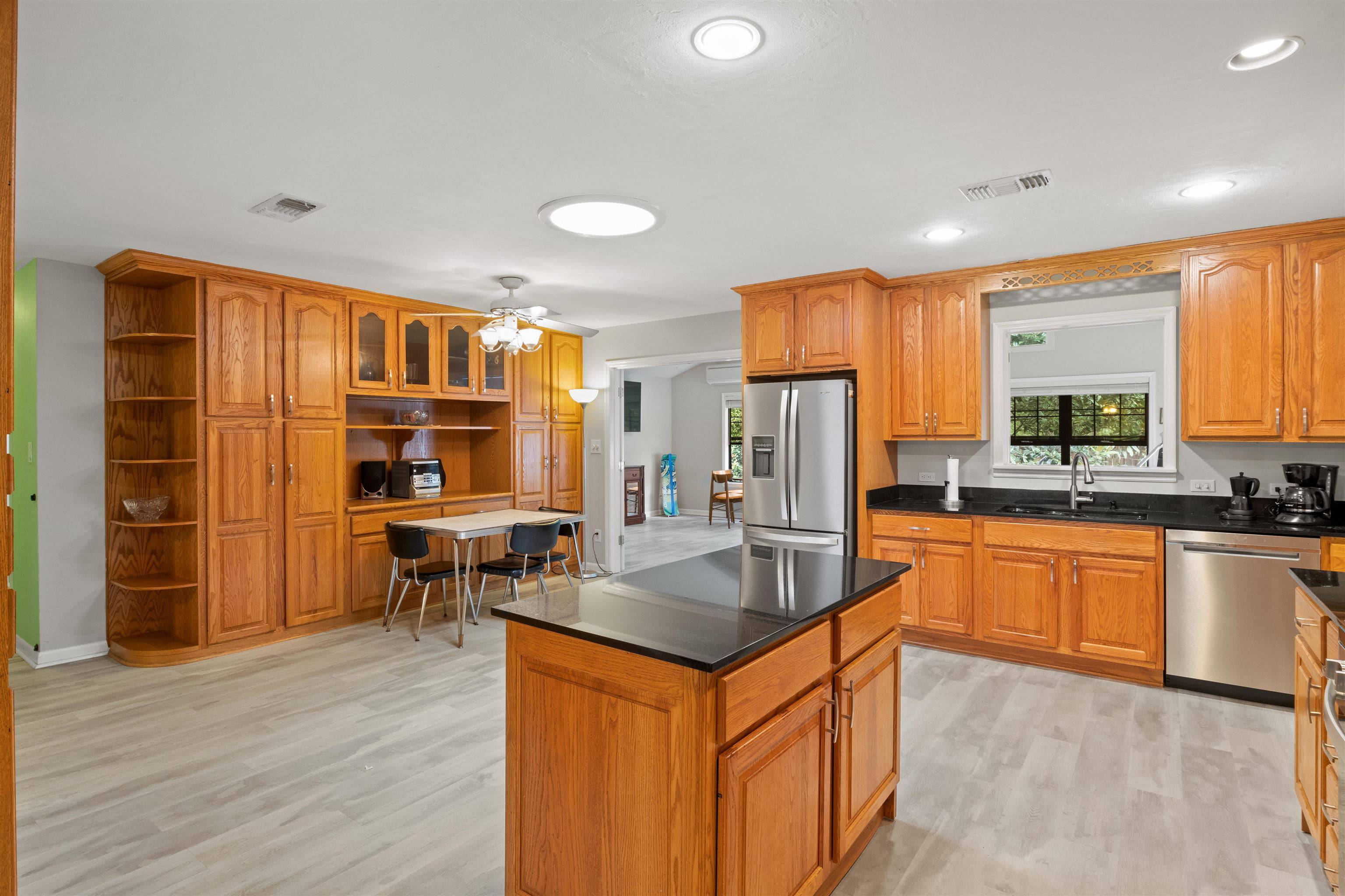 Tallahassee, FL 32303,908 Tamarack Avenue