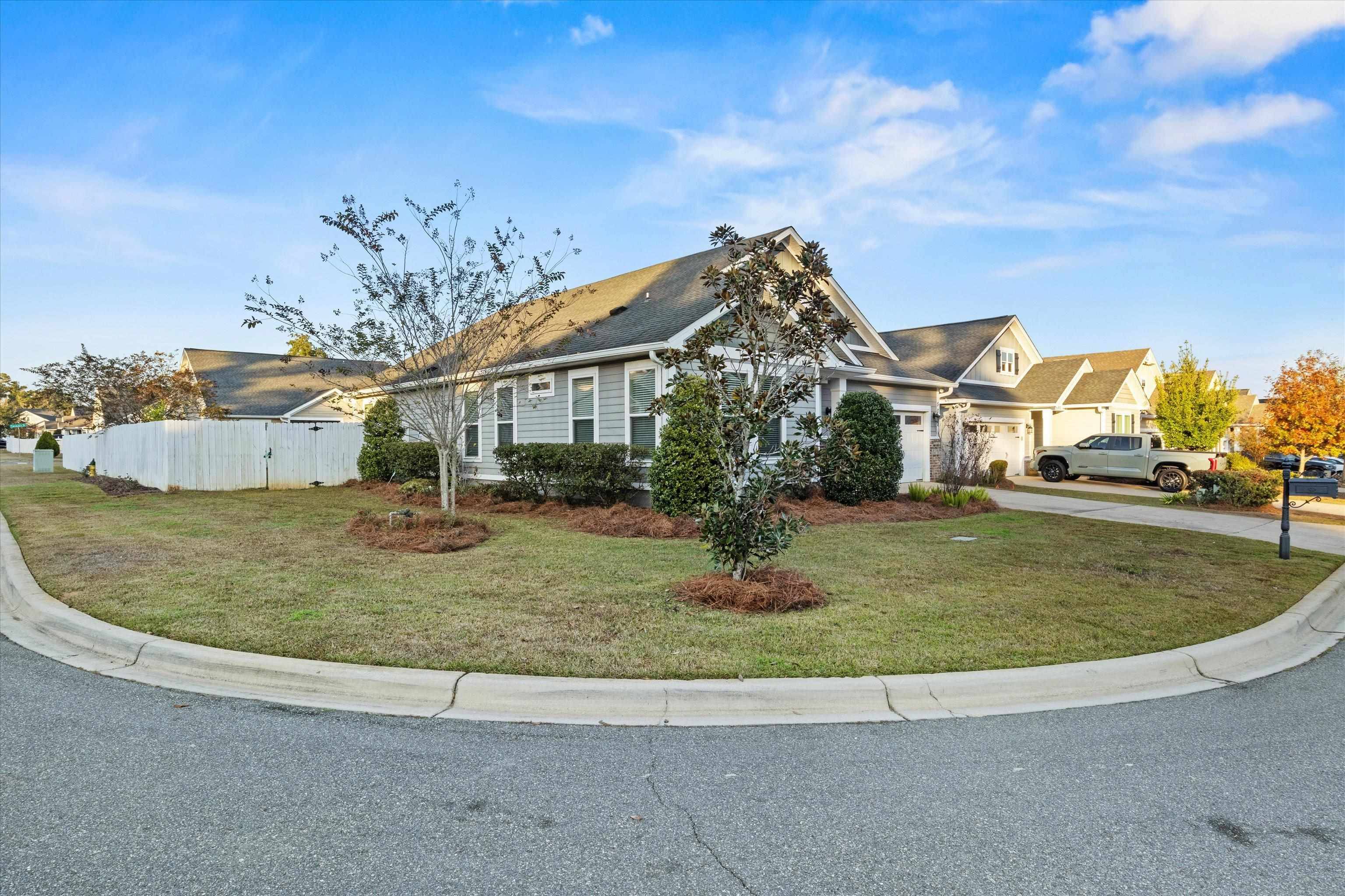 Tallahassee, FL 32312,5097 Bird Nest Trail