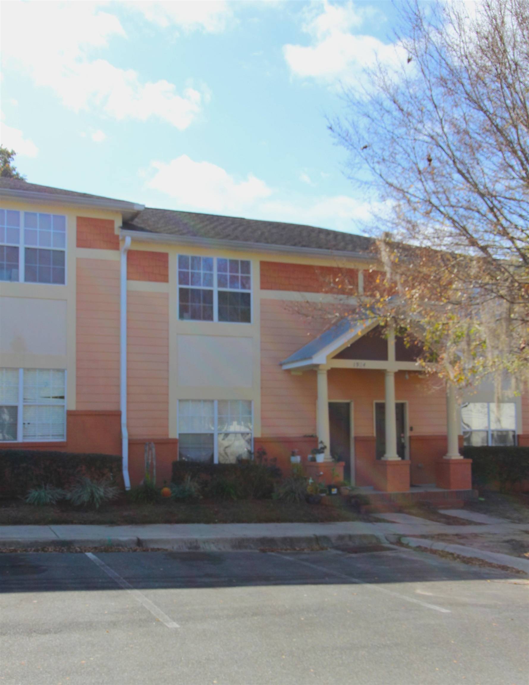 Tallahassee, FL 32304,1924 Honolulu Lane