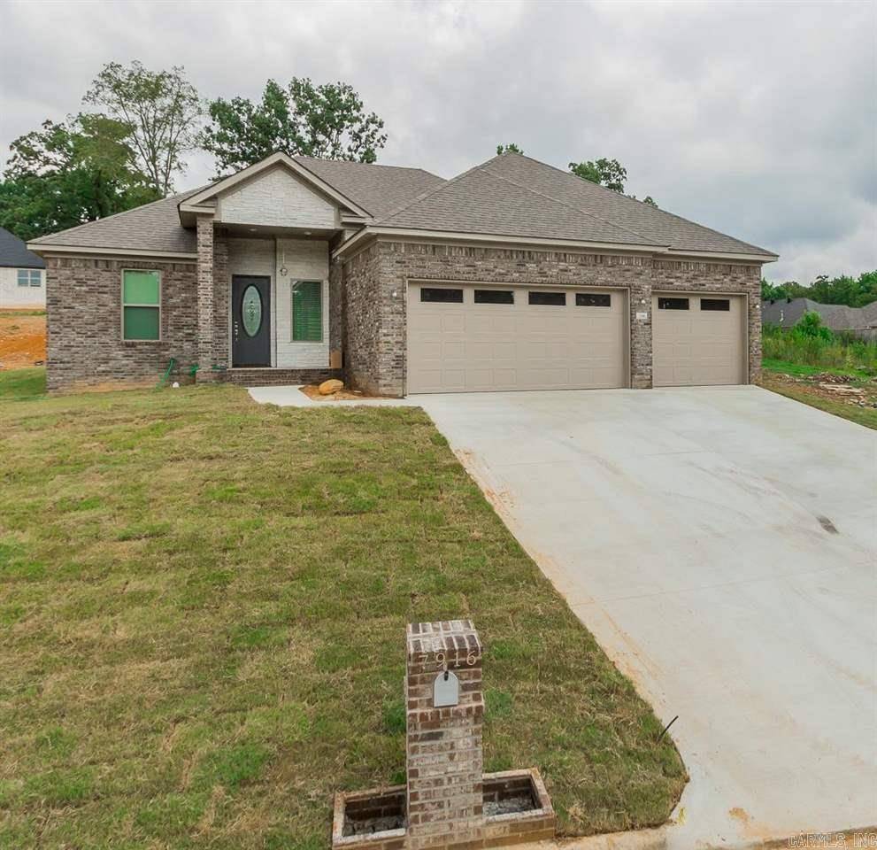 Little Rock, AR 72204,7916 Kanis Pines Drive