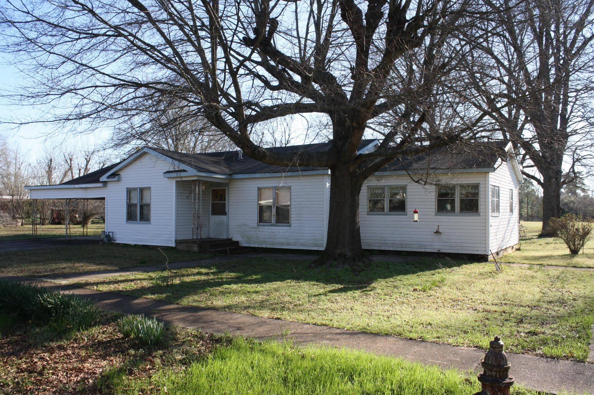 Murfreesboro, AR 71958,Address not disclosed