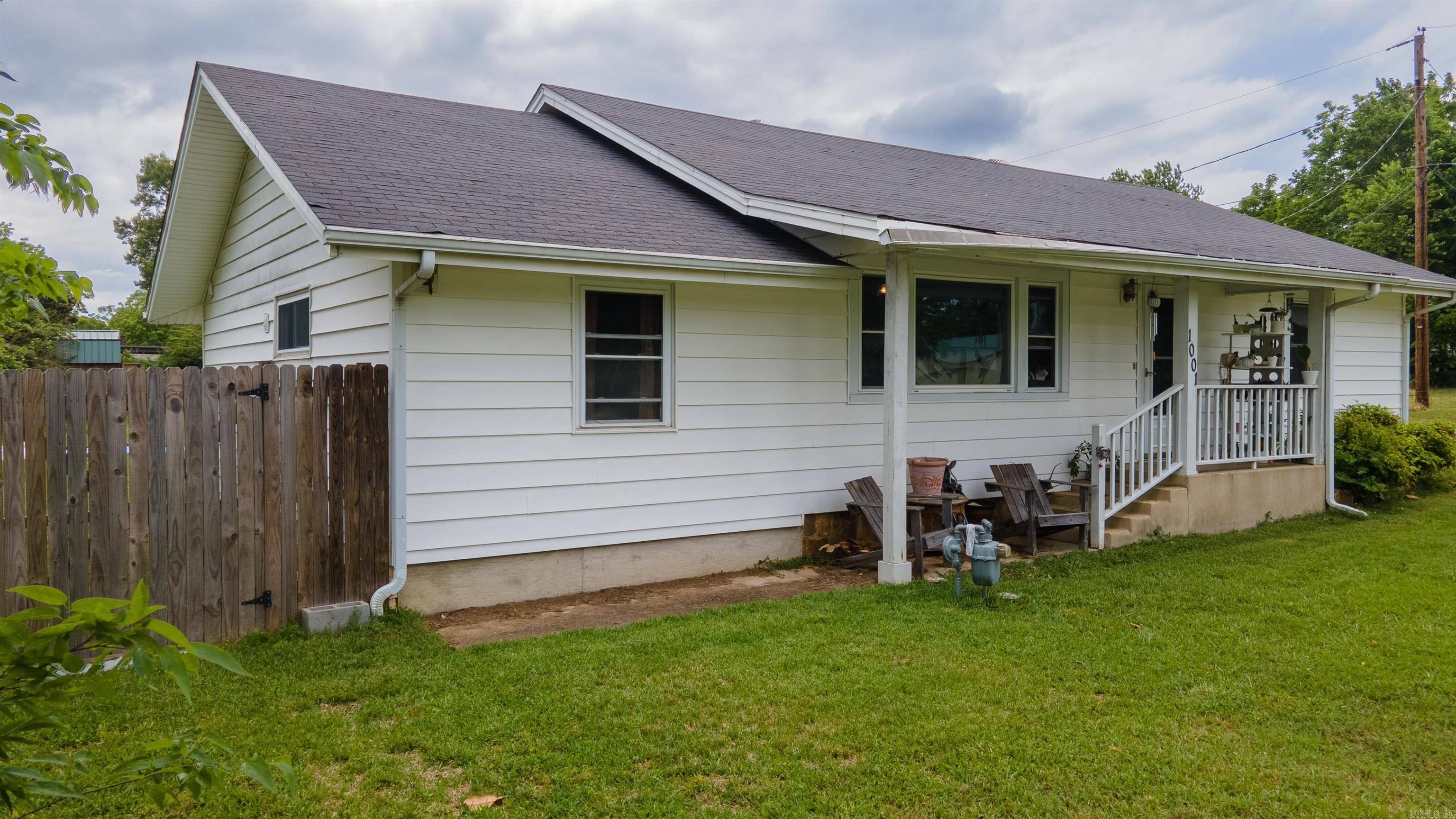 Mena, AR 71953,1001 S Reine Street