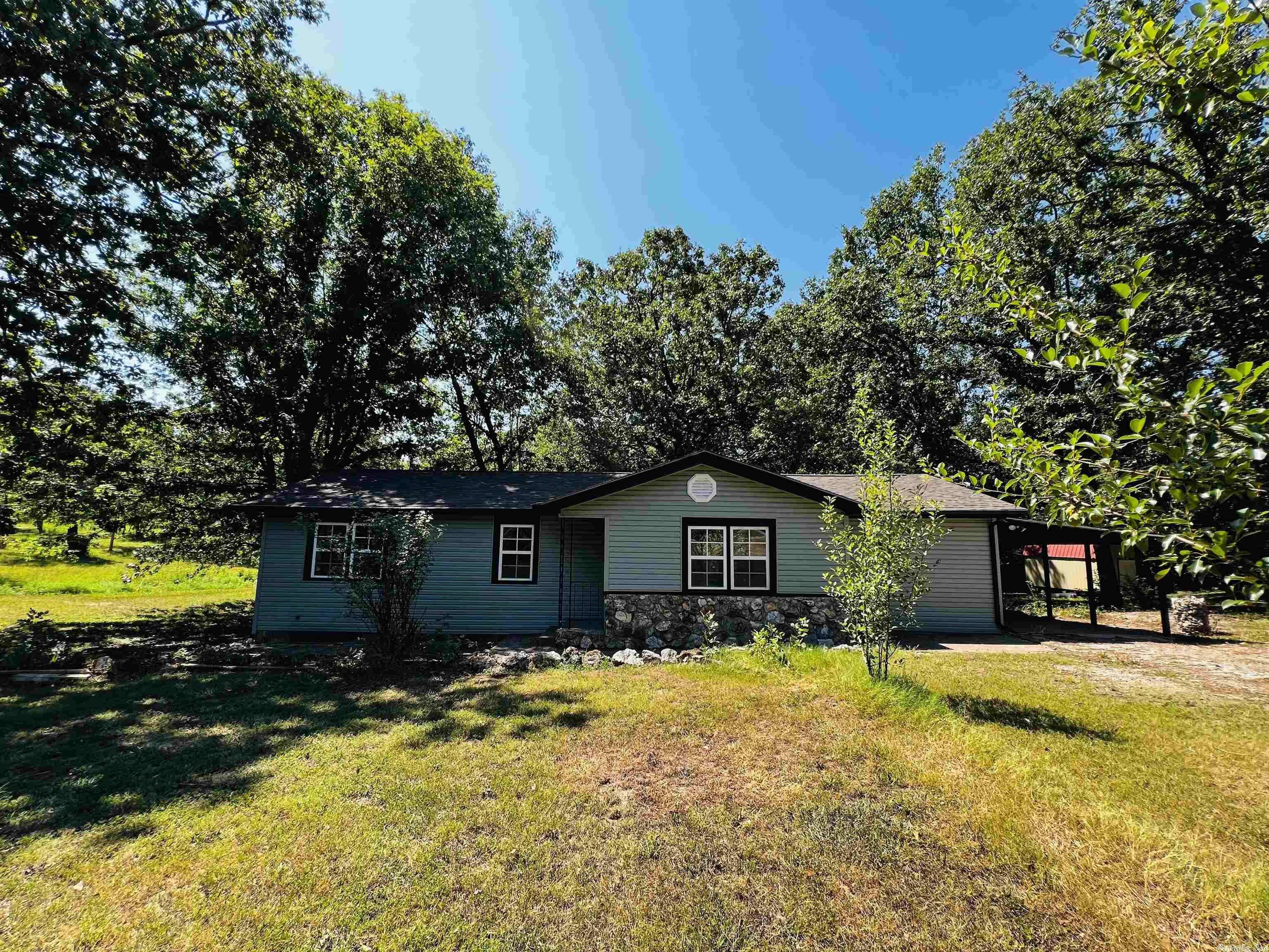 Hardy, AR 72542,39 Arkansaw Traveler Road