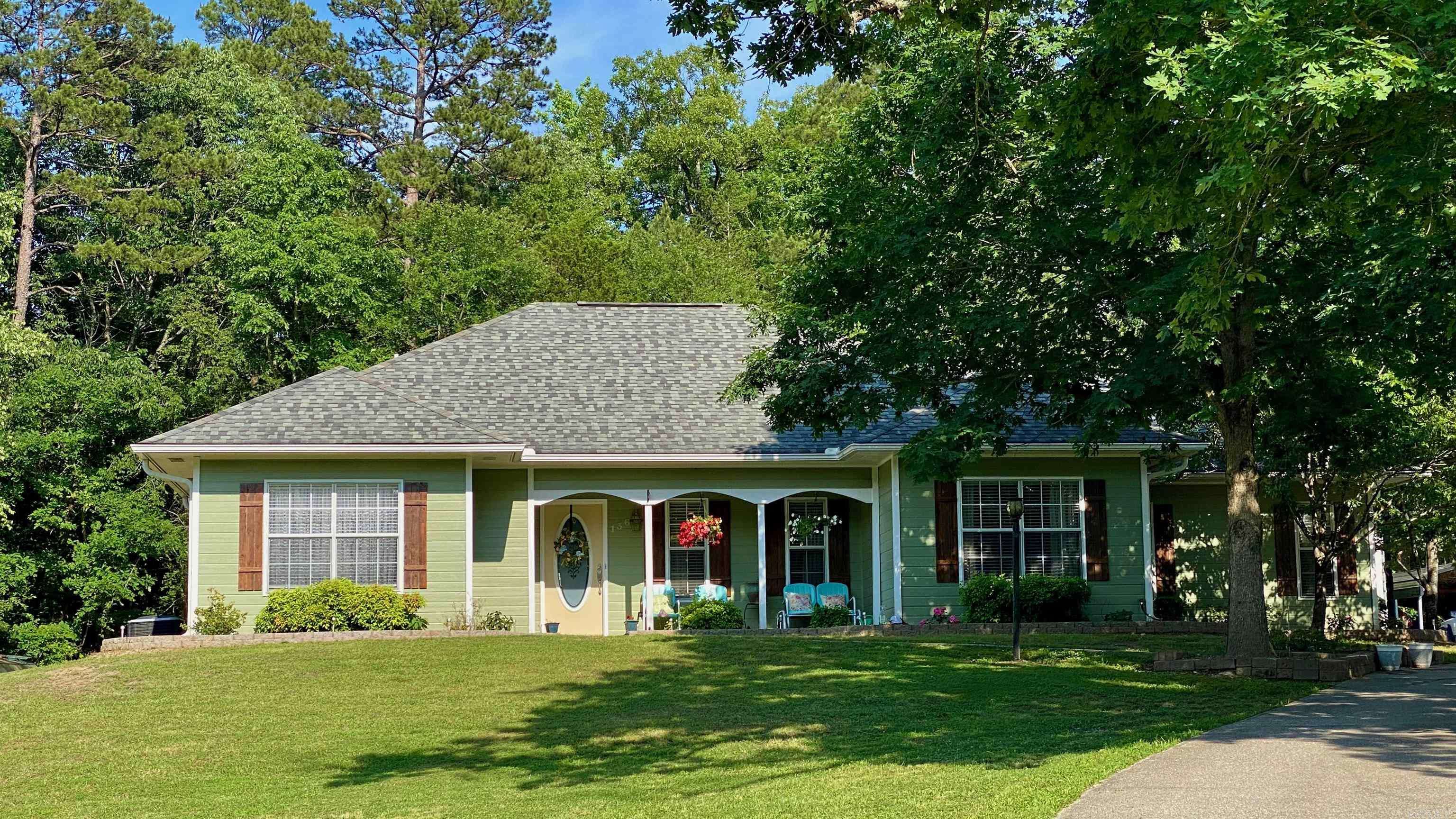 Mount Ida, AR 71957,136 Peach Street