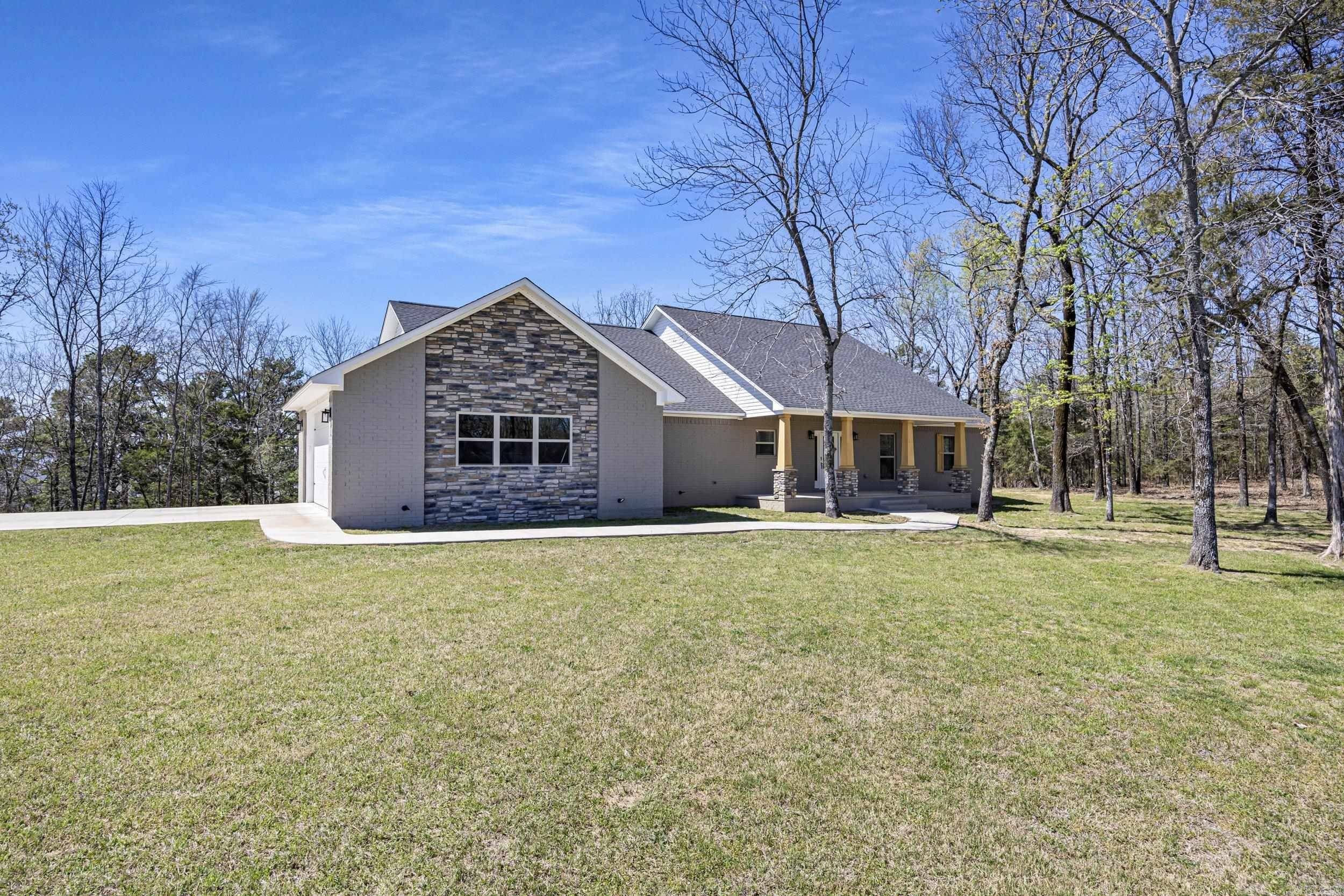 Russellville, AR 72802,431 Apple Lane