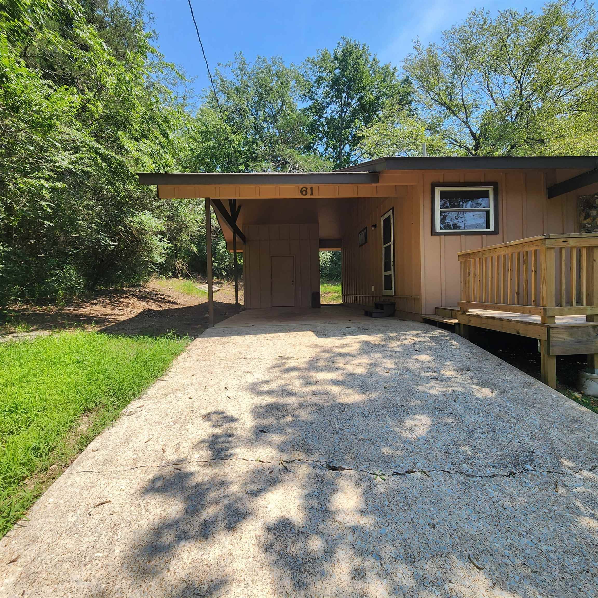 Cherokee Village, AR 72529,61 E Lakeshore Drive