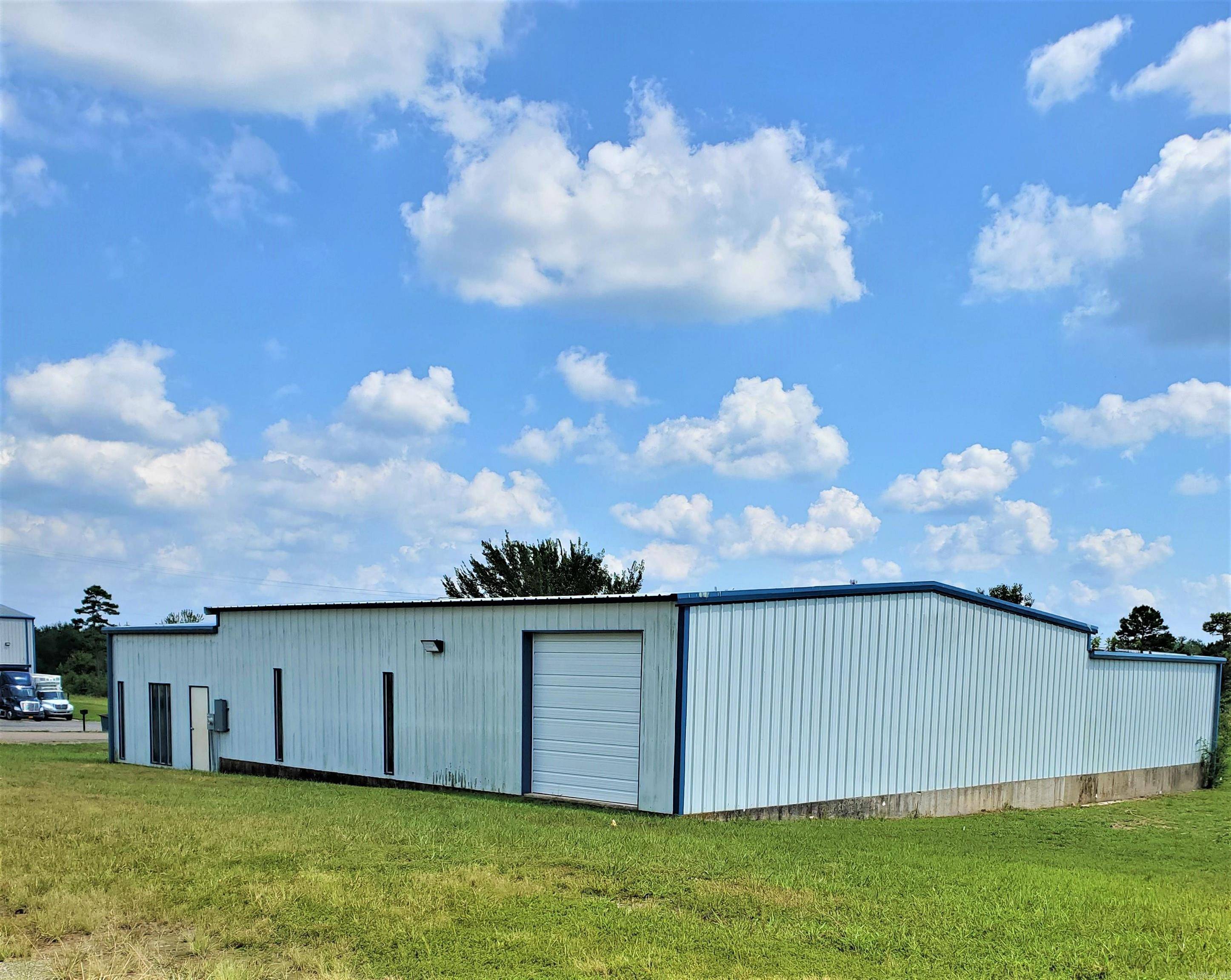 Mena, AR 71953,902 Industrial Park Road