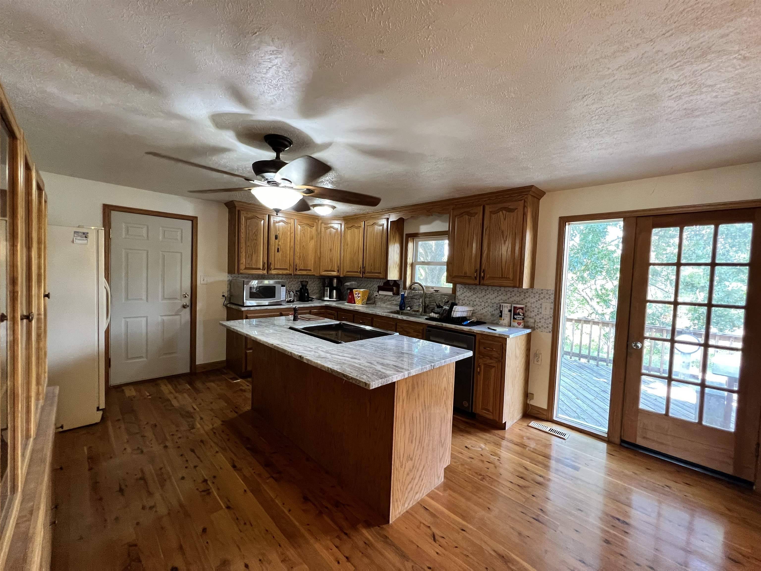 Mammoth Spring, AR 72554,1676 Moonlight Road