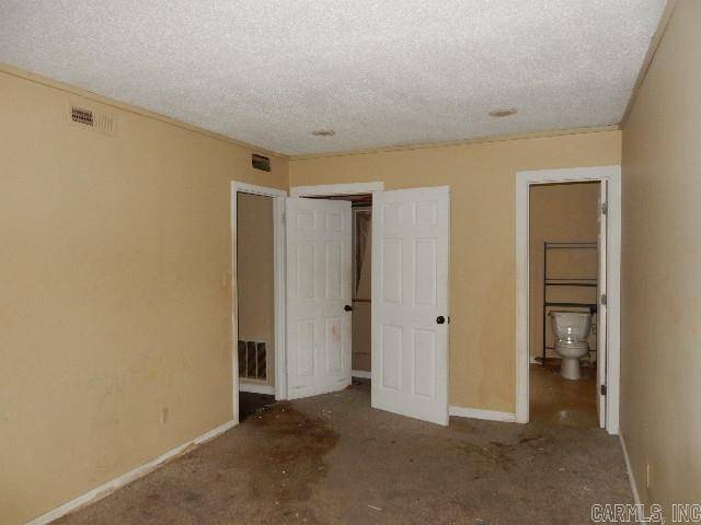 Paragould, AR 72450,516 Belaire Cir