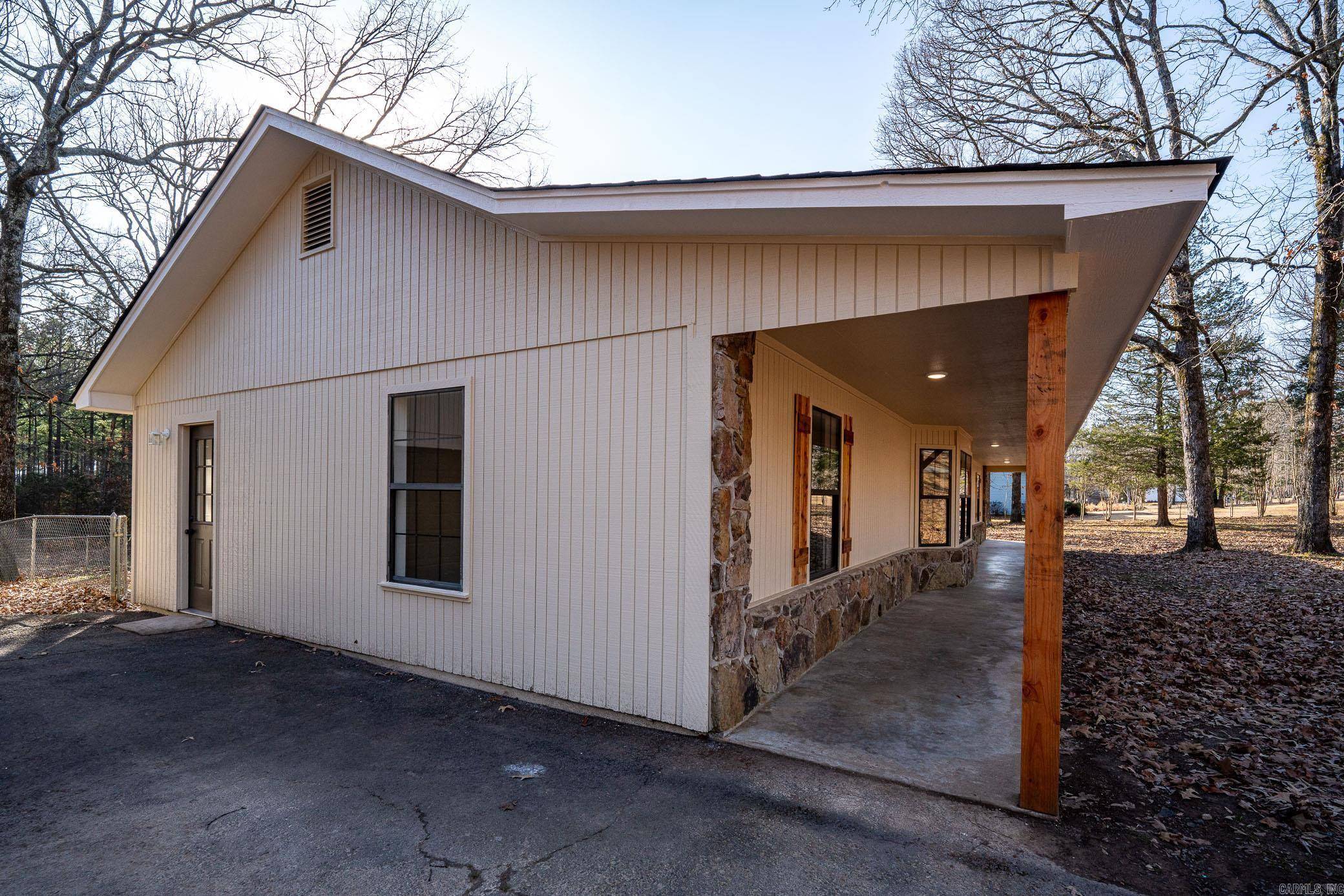 Vilonia, AR 72173,Address not disclosed