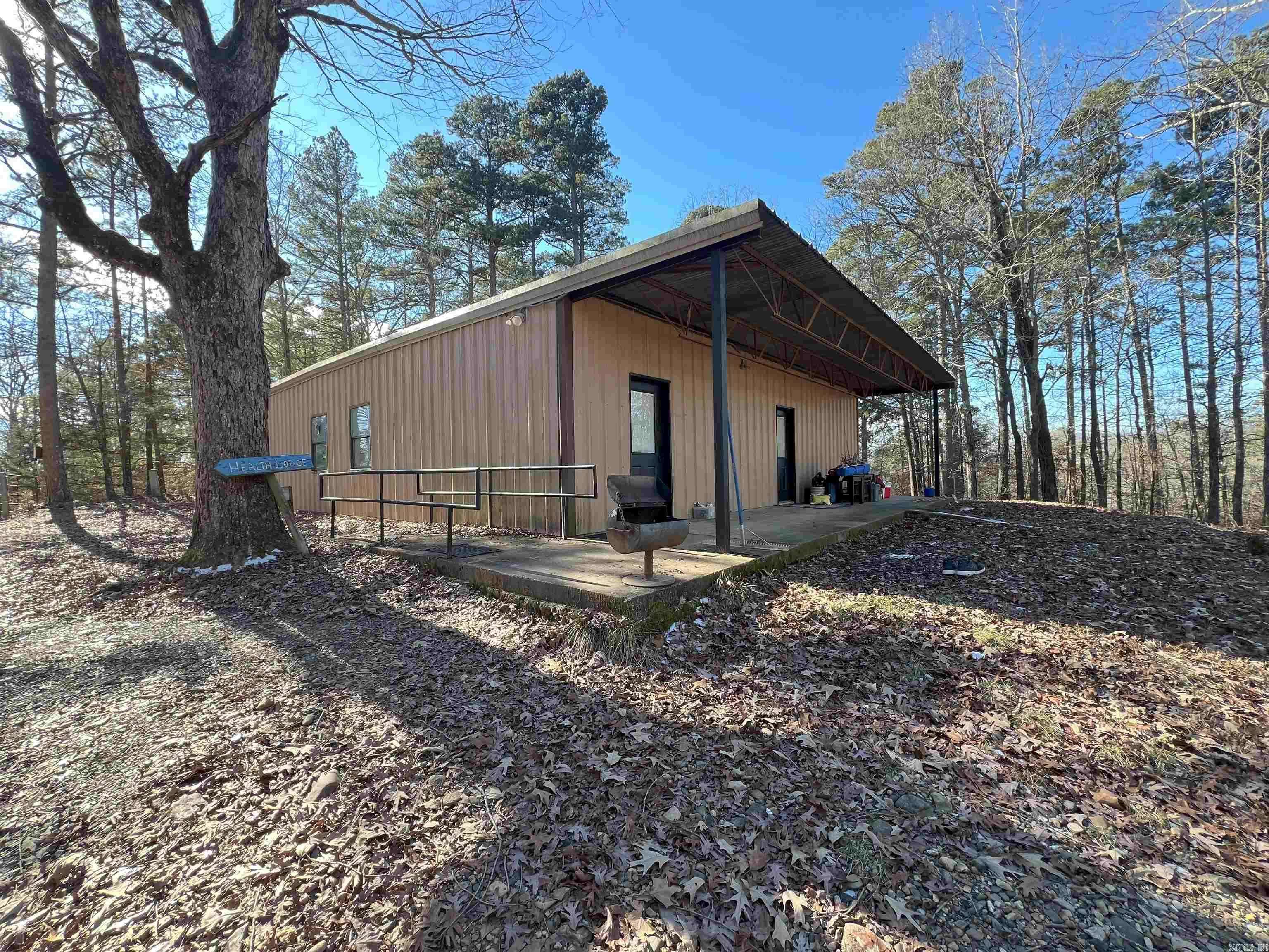Hatfield, AR 71945,1011 Polk Road 38