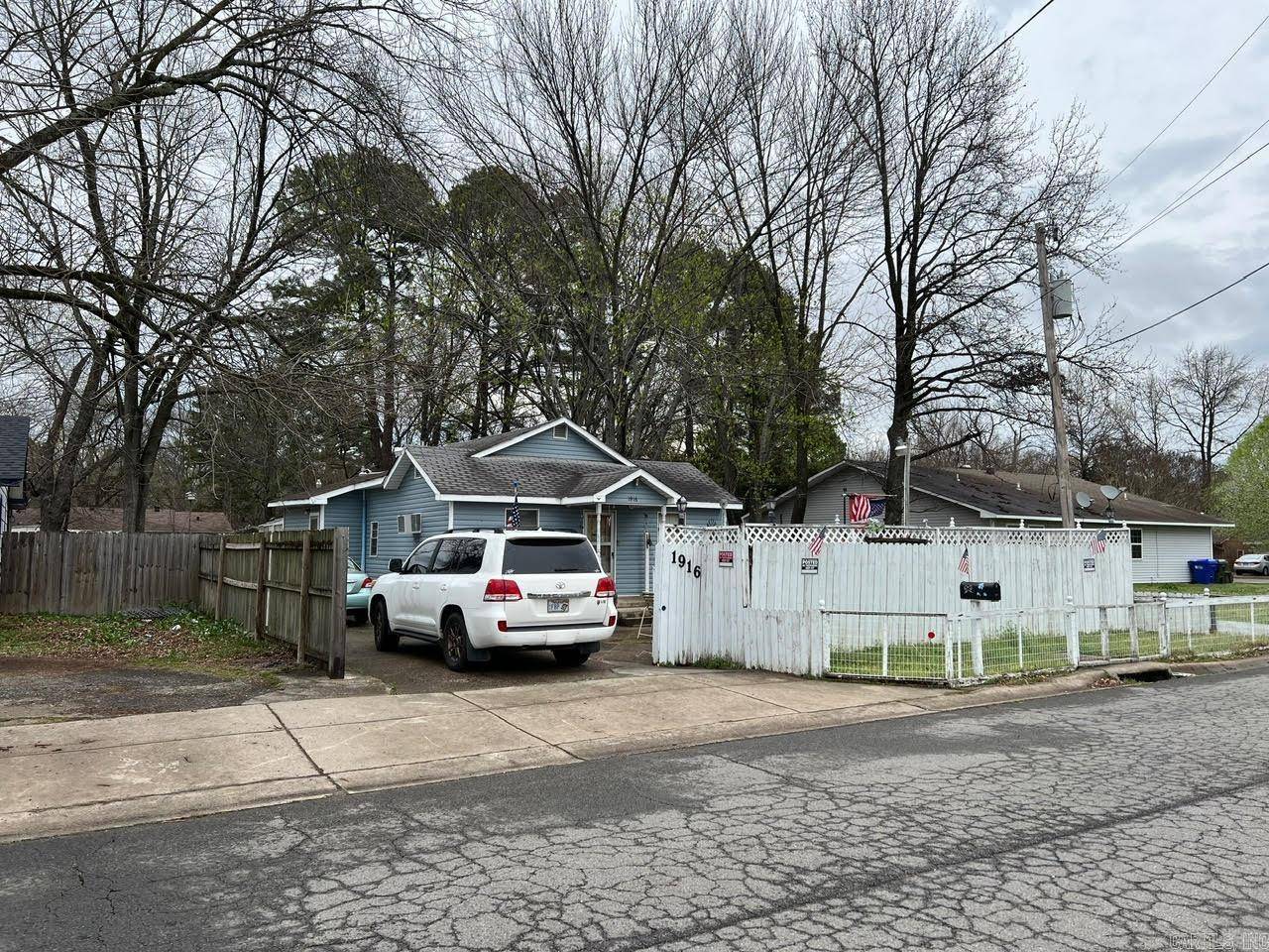 Conway, AR 72034,1916 Erbach Street