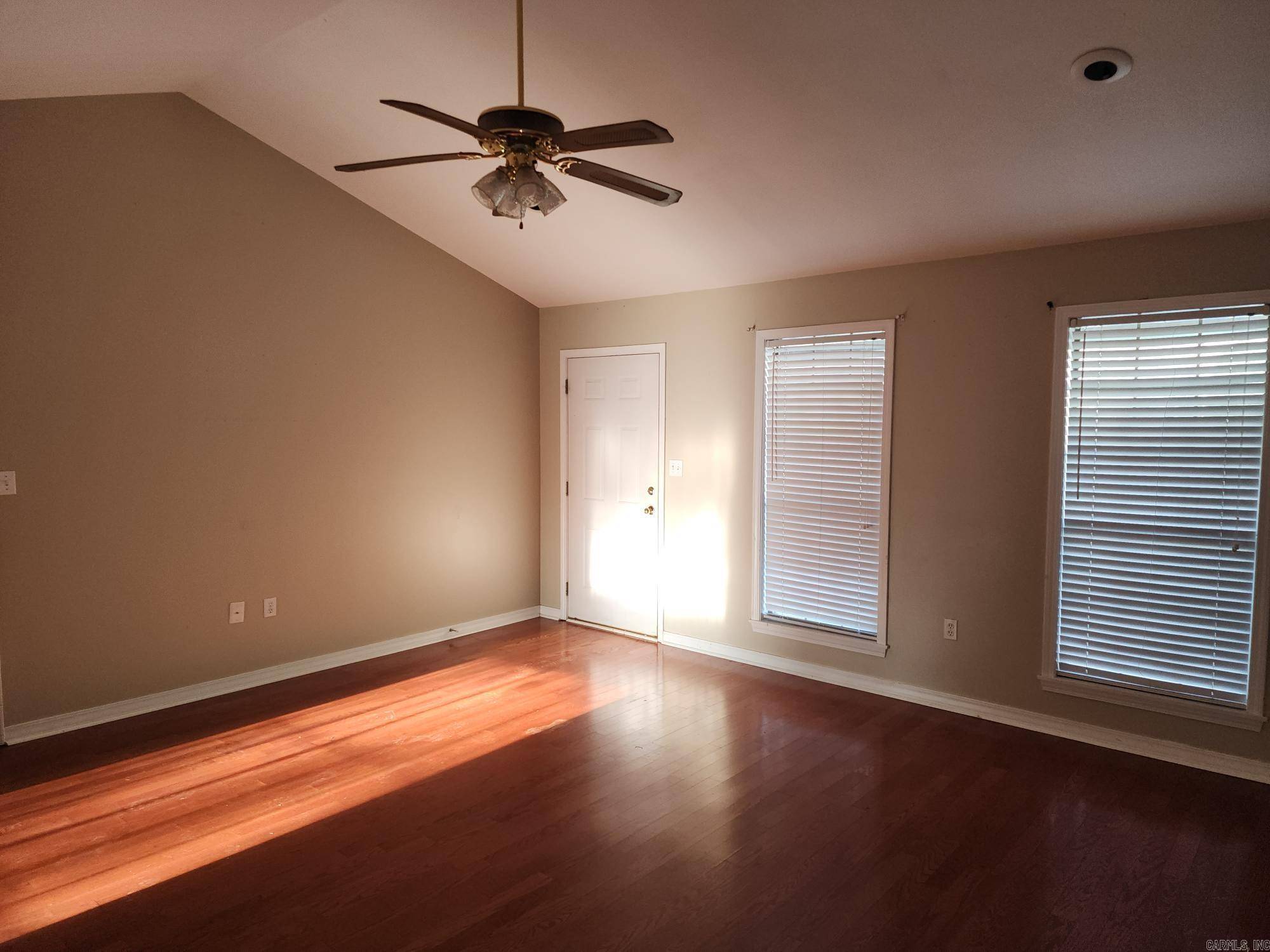 Searcy, AR 72143,99 Lelia Lane